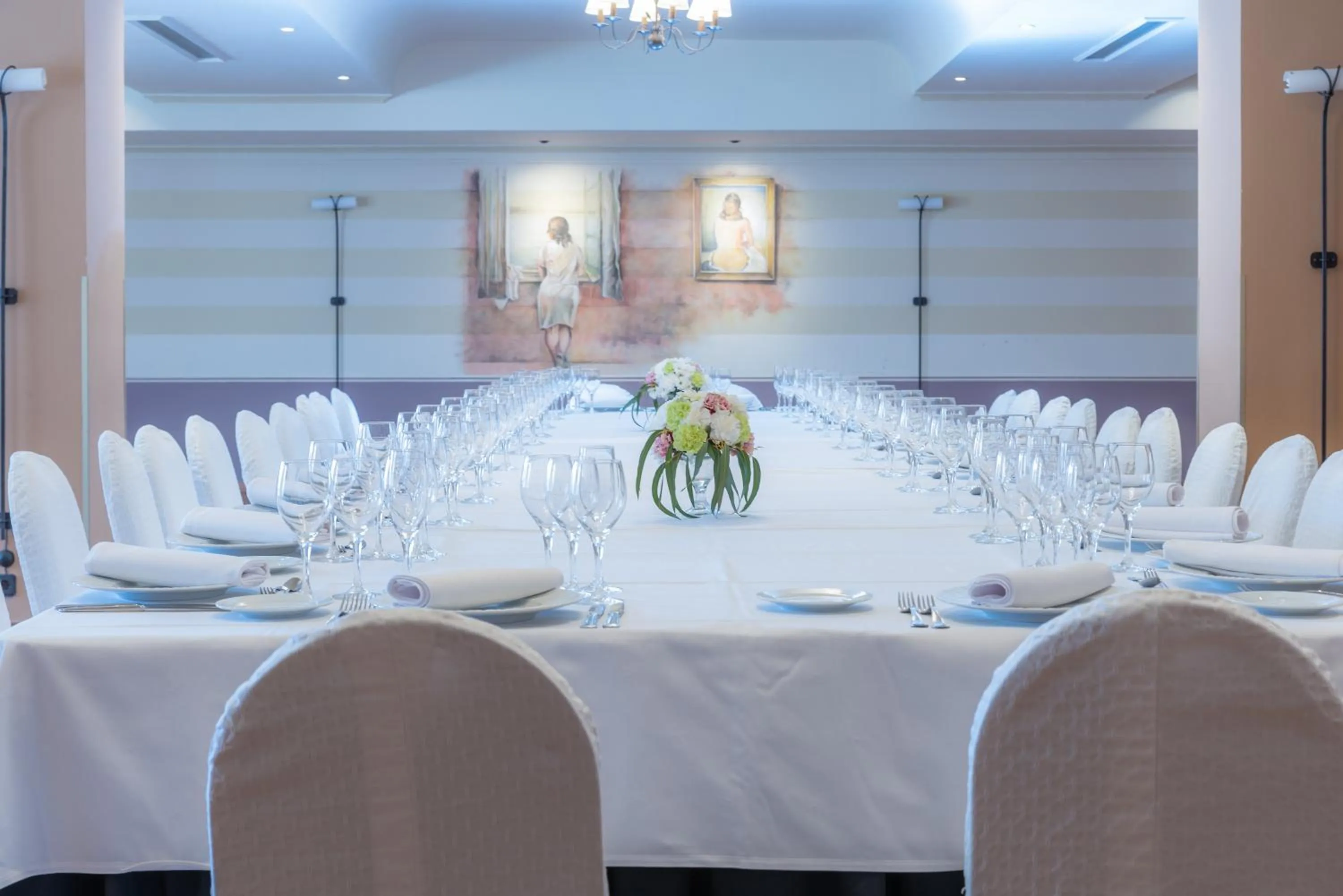 Restaurant/places to eat in Termes Montbrio Hotel & Spa