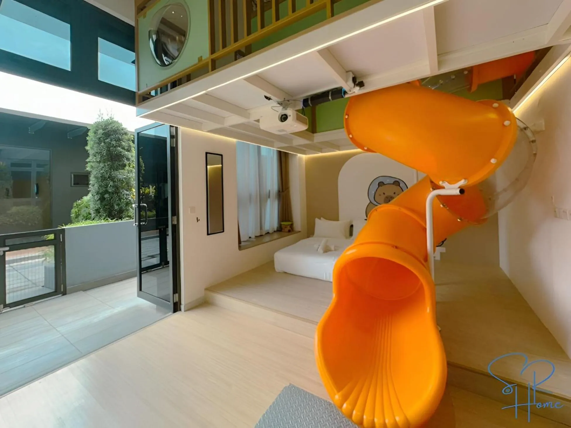 Living room in Sunway GRID by SR Home