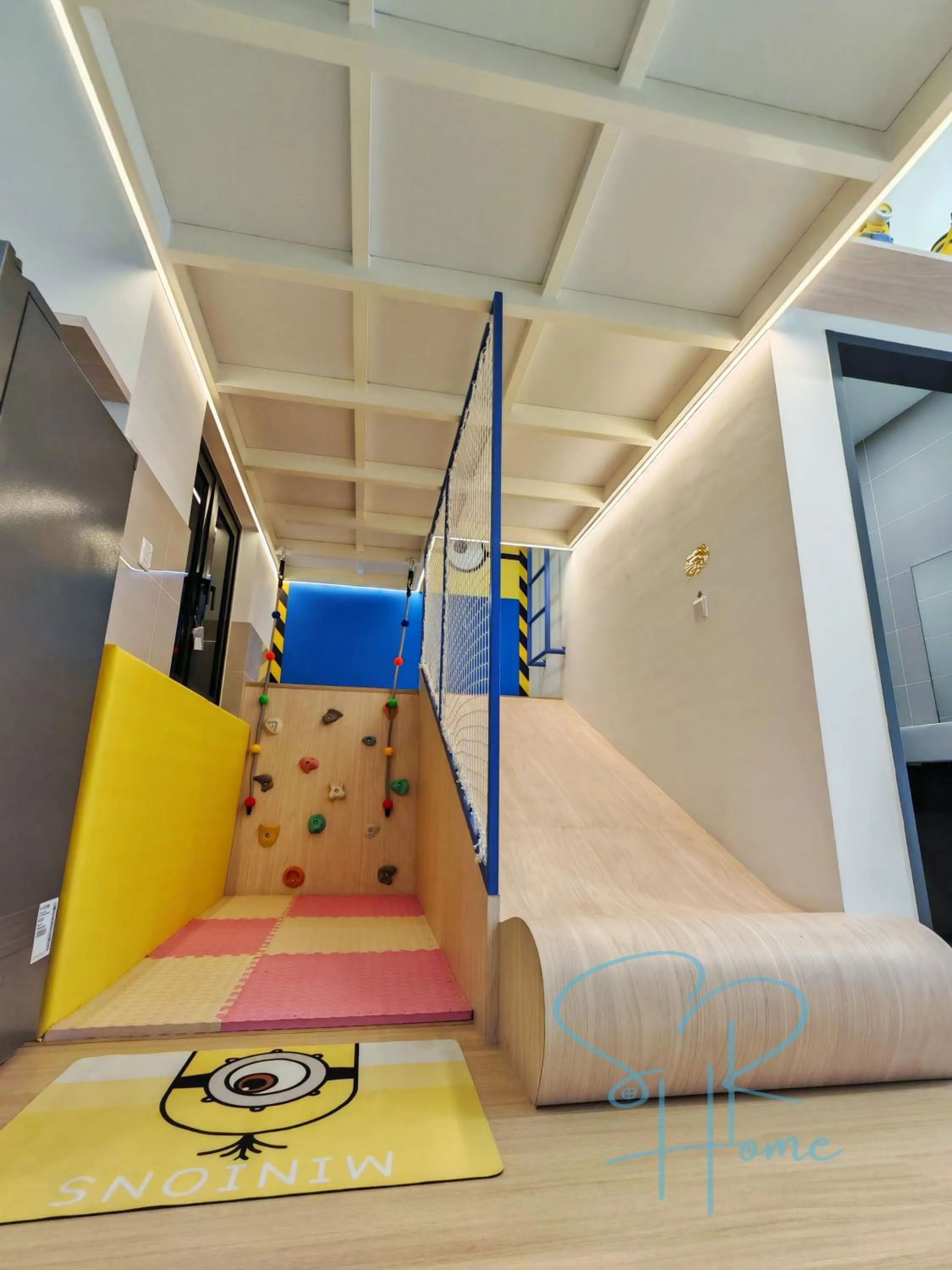 Bed in Sunway GRID by SR Home