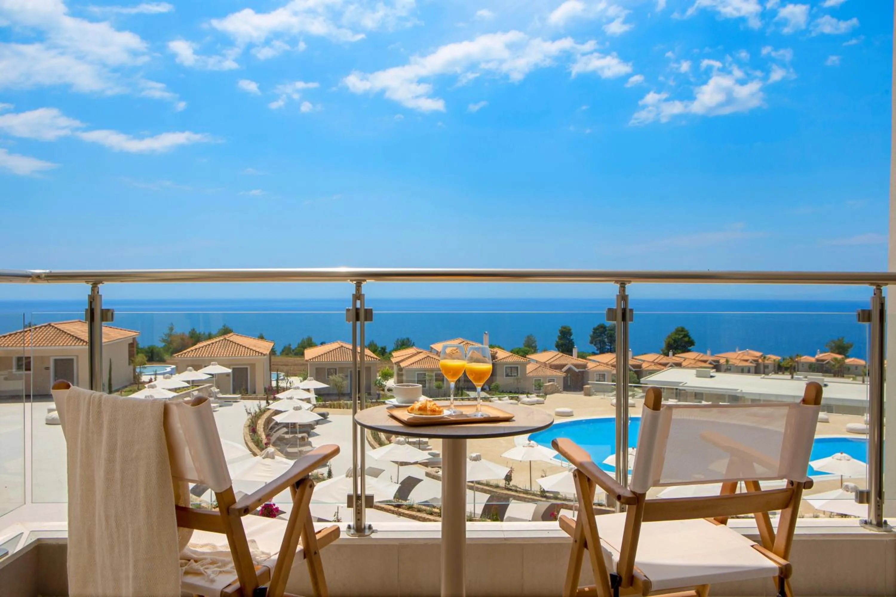 Balcony/Terrace in Ajul Luxury Hotel & Spa Resort, a Registry Collection Hotel