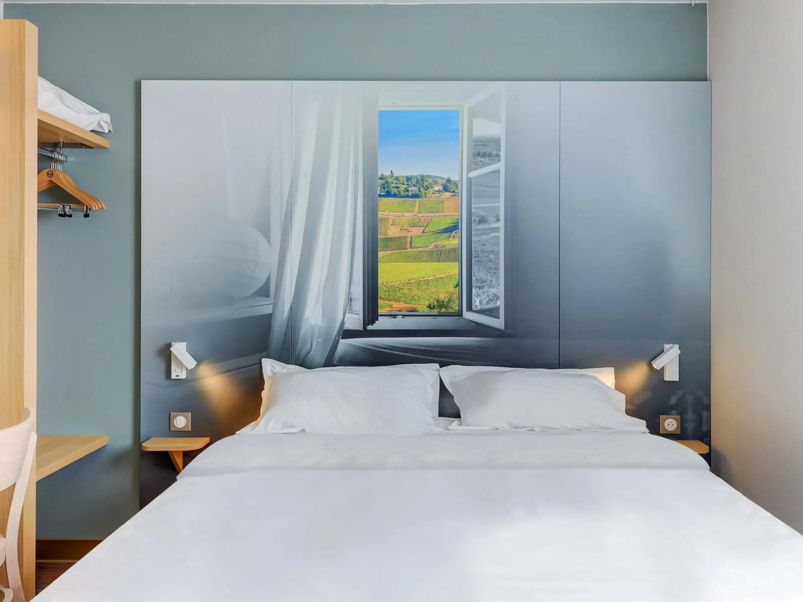 Double Room in B&B HOTEL Le Creusot Montchanin Double Room in B&B HOTEL Le Creusot Montchanin