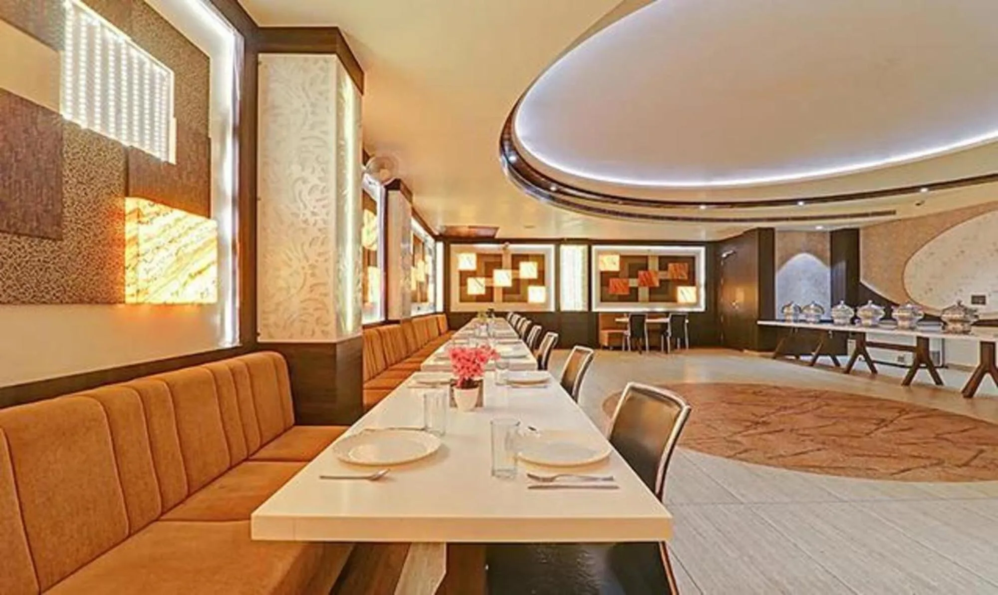 Restaurant/places to eat in FabHotel Sam Inn