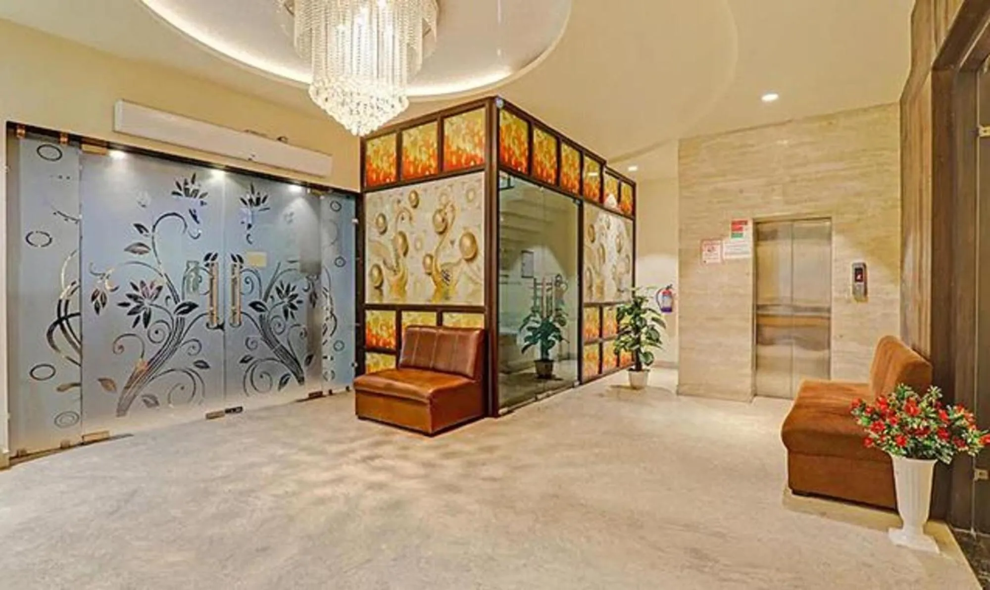 Restaurant/places to eat in FabHotel Sam Inn