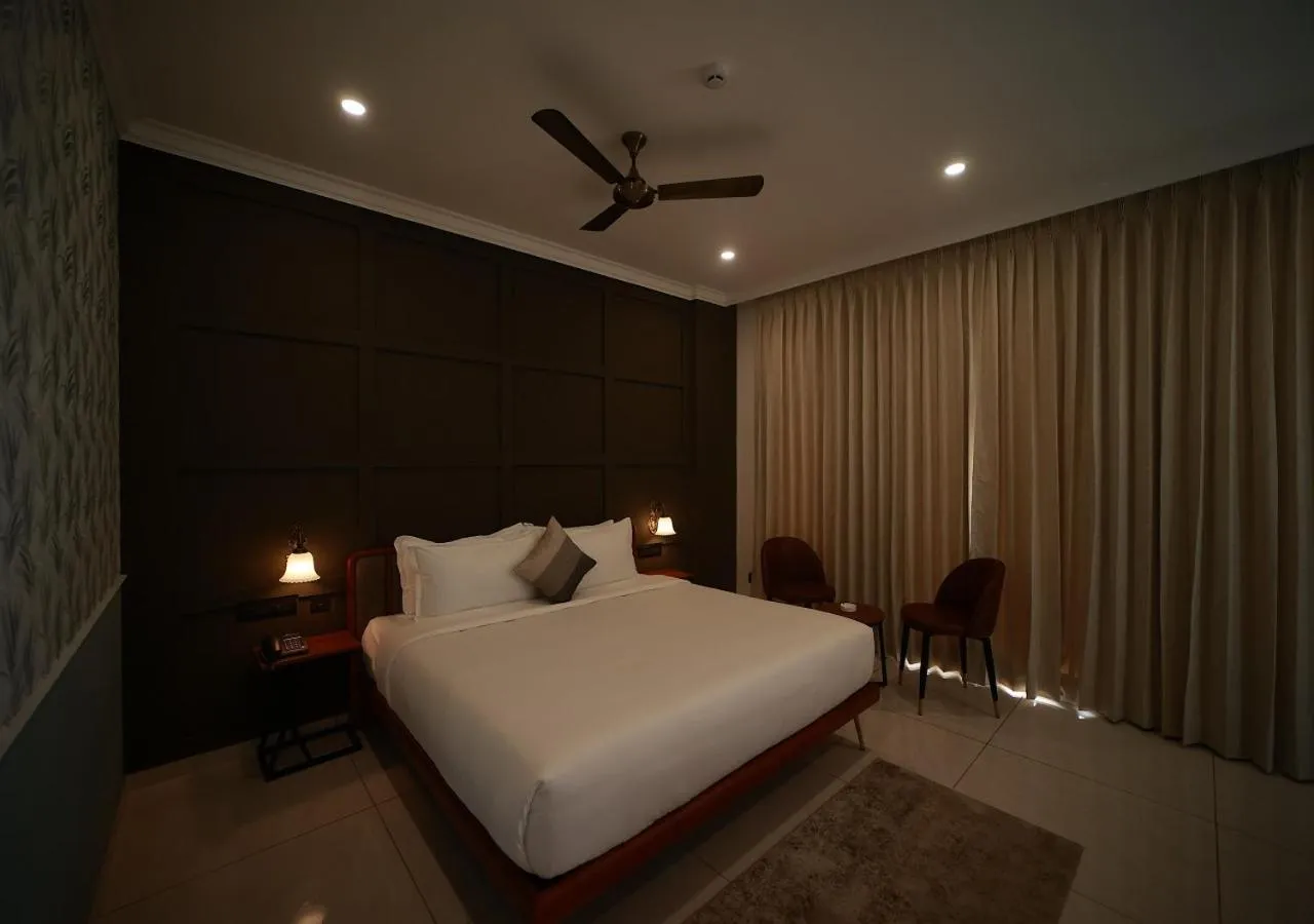 Photo of the whole room, Bed in De Fleur Hotel