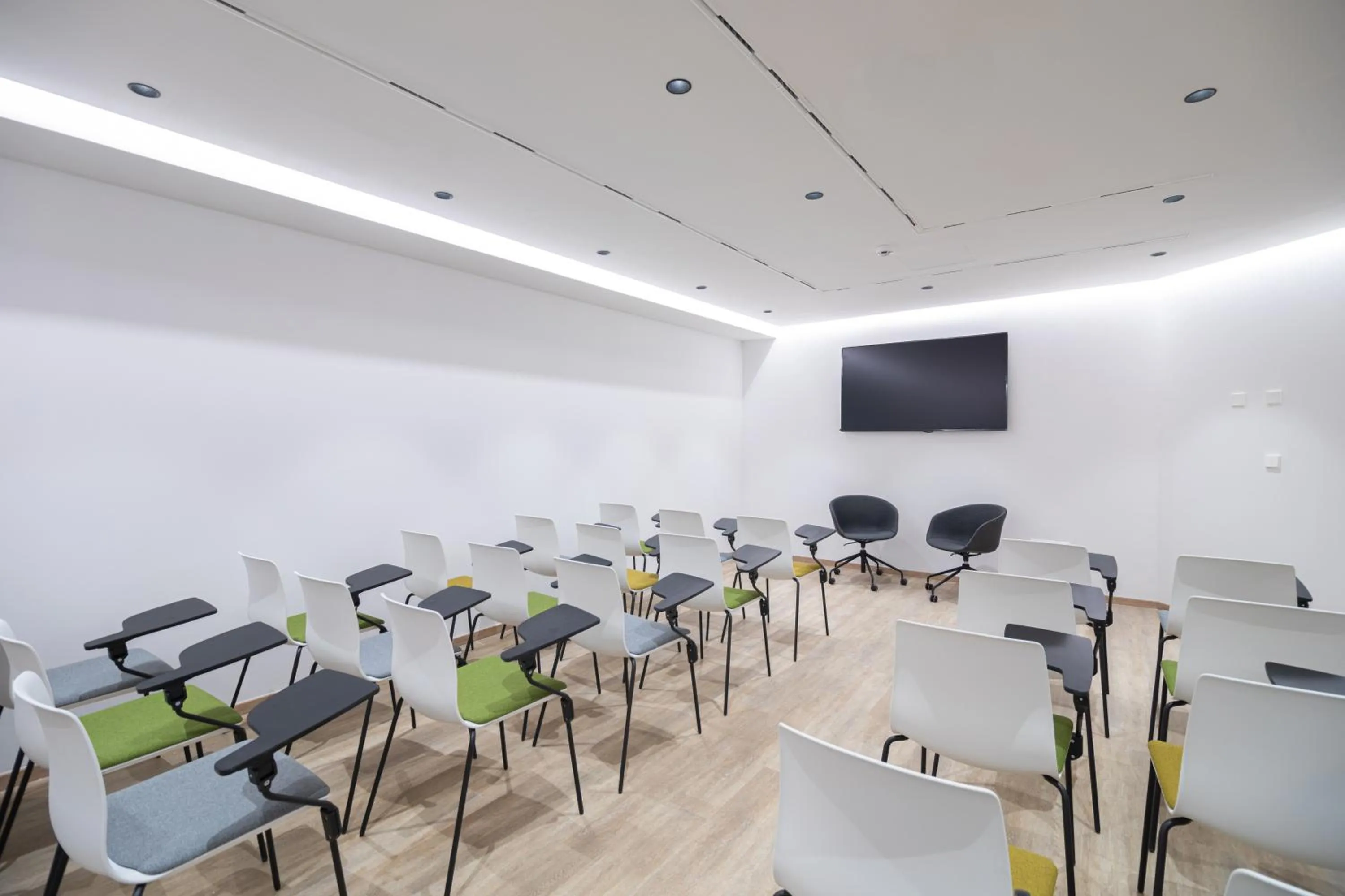 Meeting/conference room in JS Palma Plaza