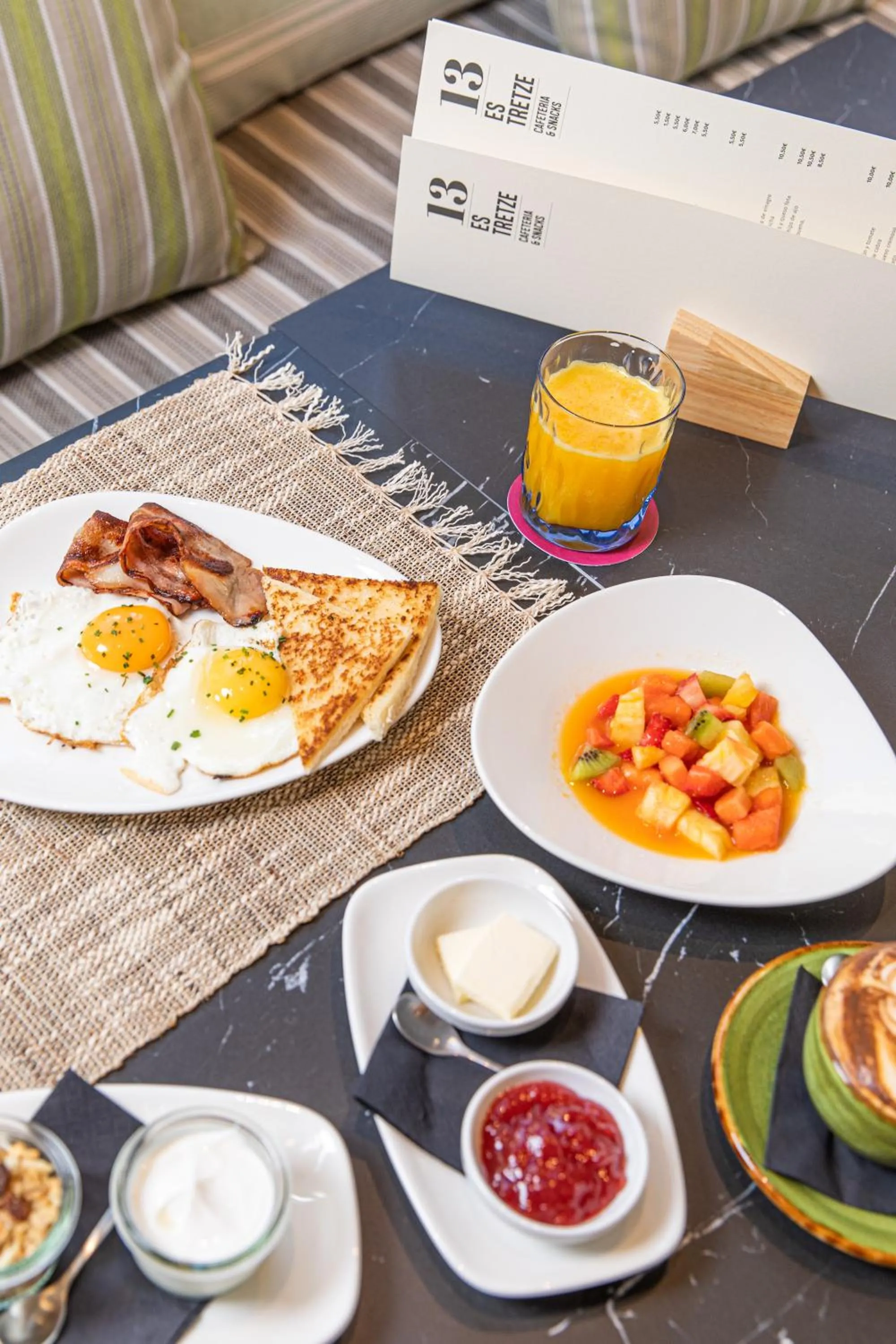 Continental breakfast in JS Palma Plaza