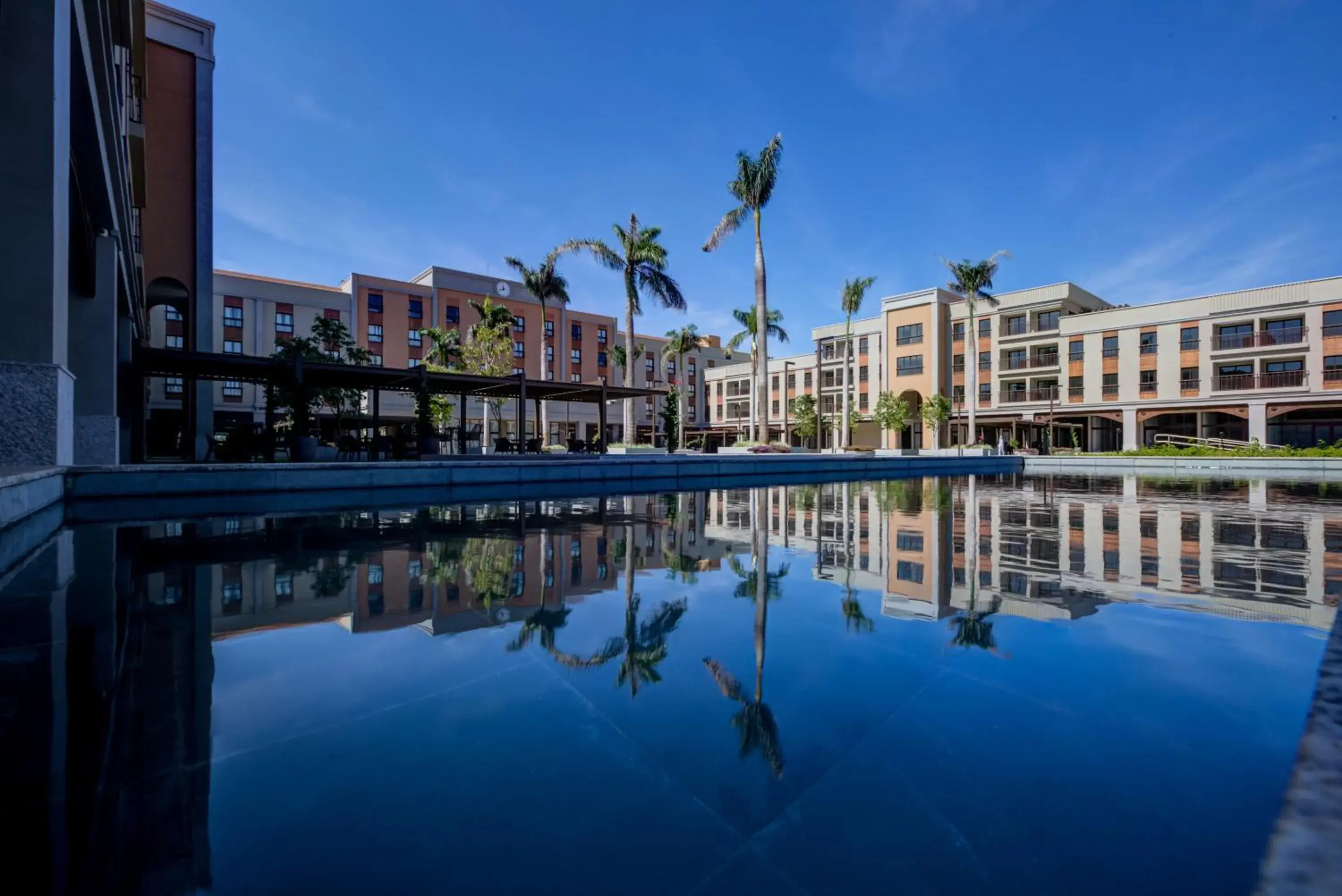 Facade/entrance in Hilton Garden Inn São José do Rio Preto Facade/entrance in Hilton Garden Inn São José do Rio Preto