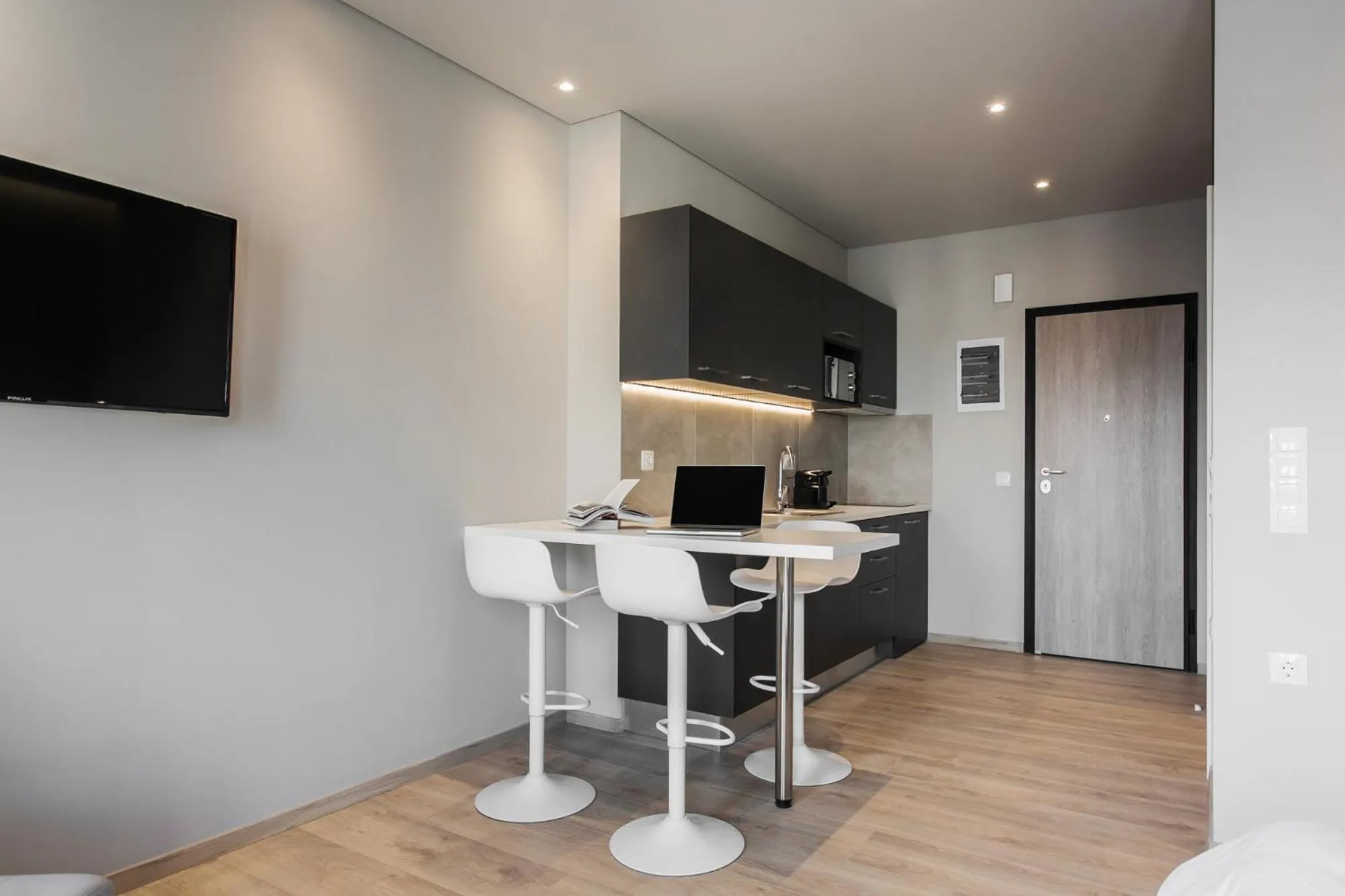 TV and multimedia in WYZ Piraeus