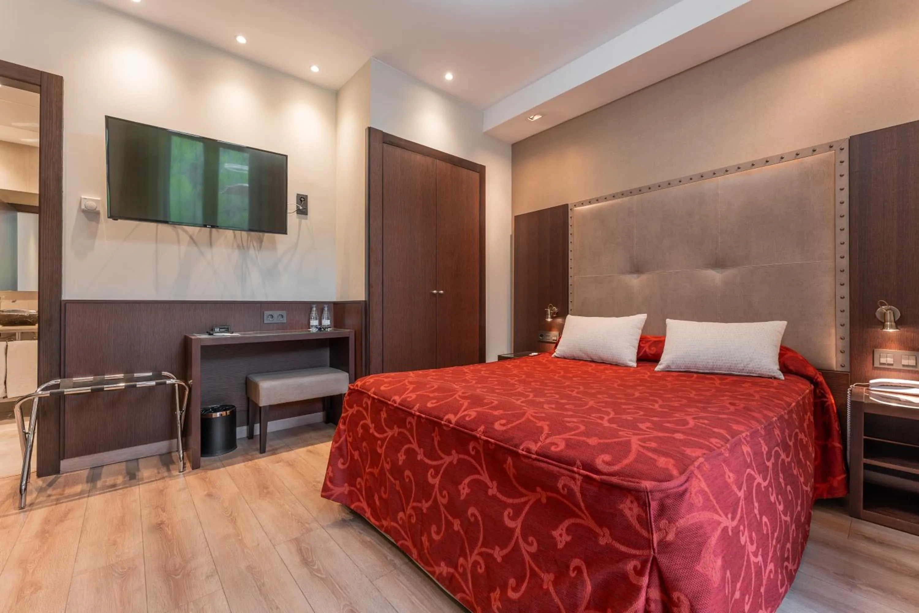 TV and multimedia, Bed in Hotel de La Trucha