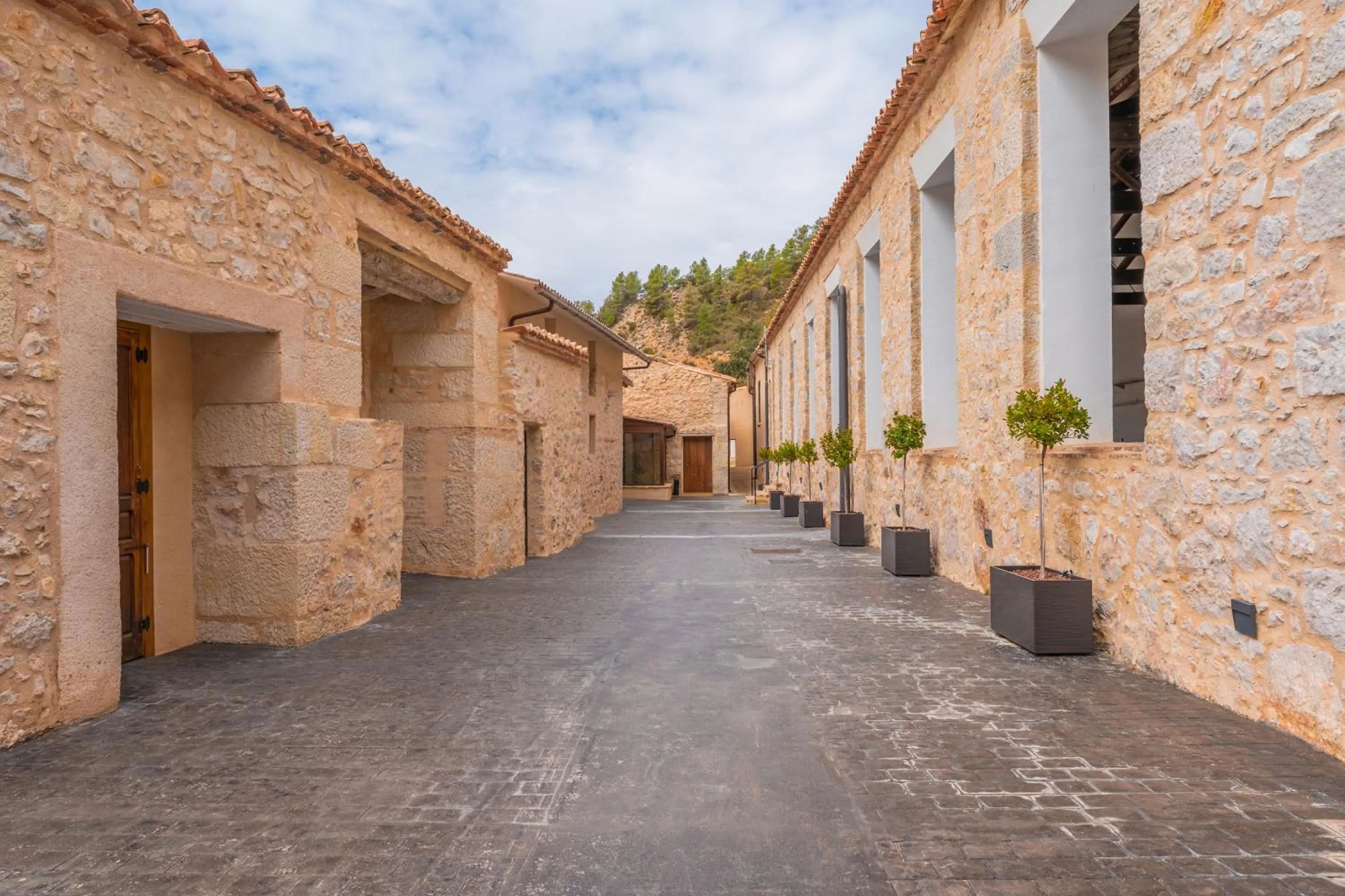 Property building in Hotel de La Trucha