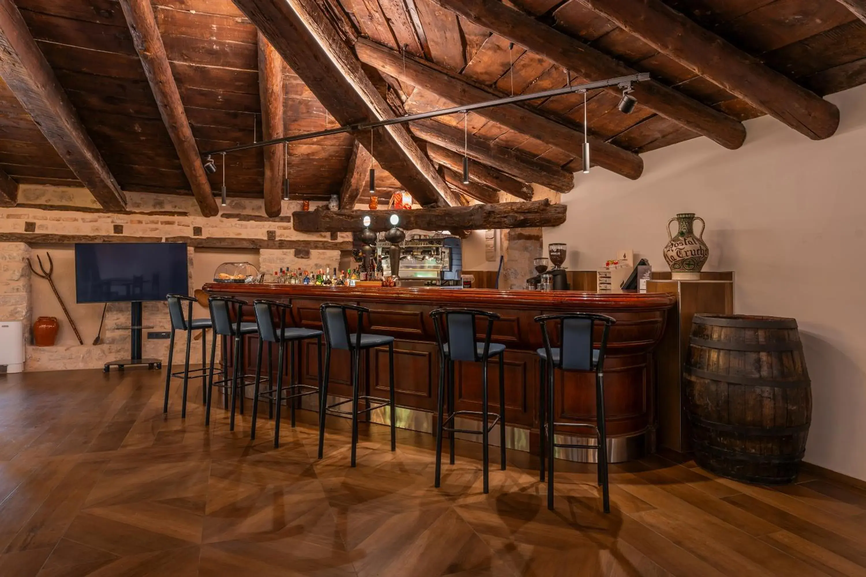 Lounge or bar in Hotel de La Trucha Lounge or bar in Hotel de La Trucha