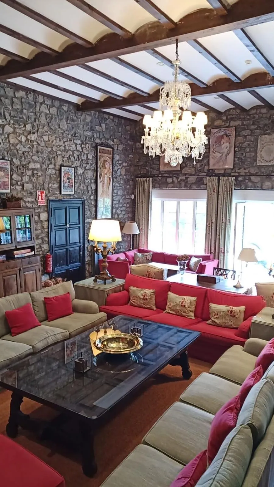 Seating area in Hotel Los Caspios