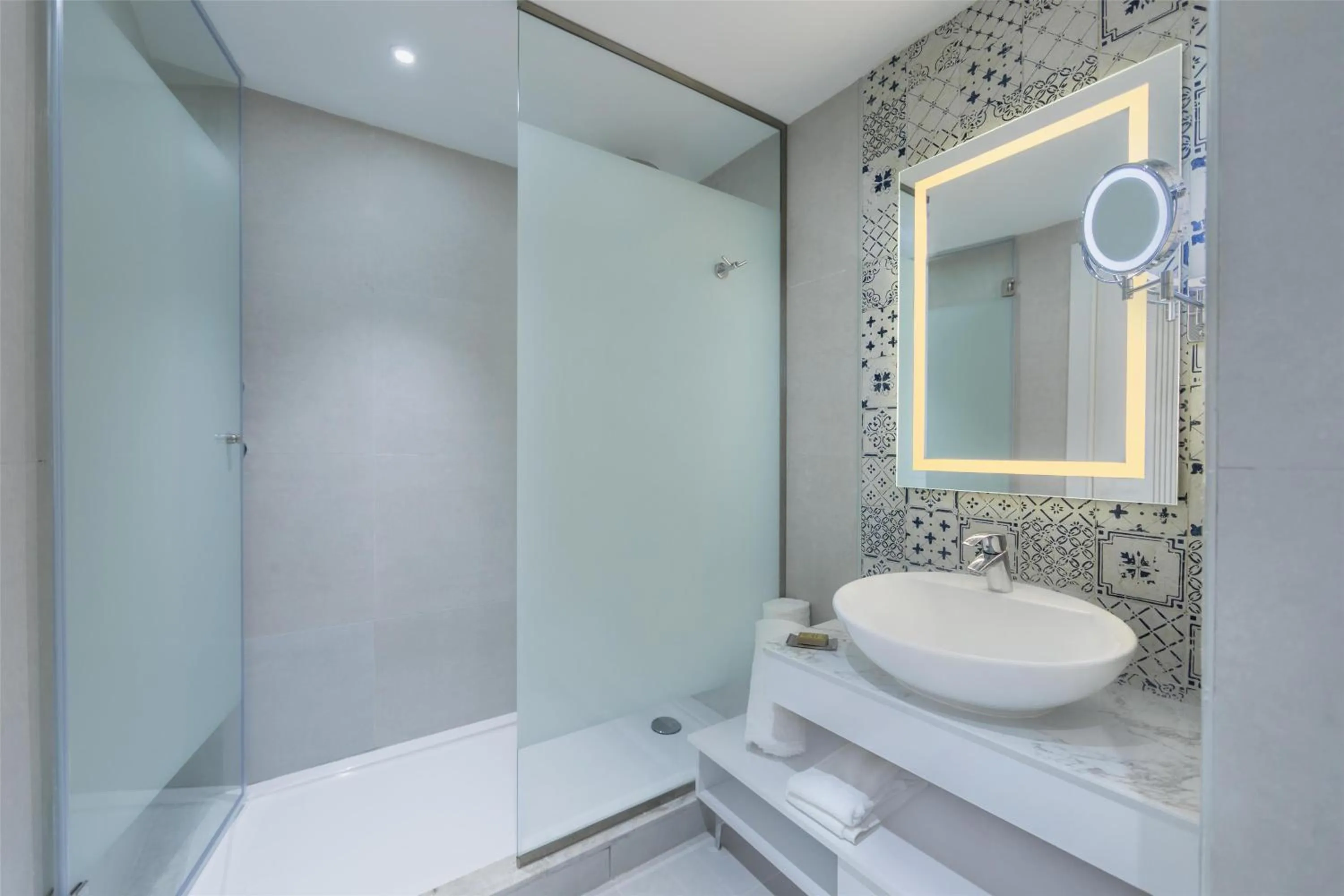 Bathroom in Hilton Skanes Monastir Beach Resort