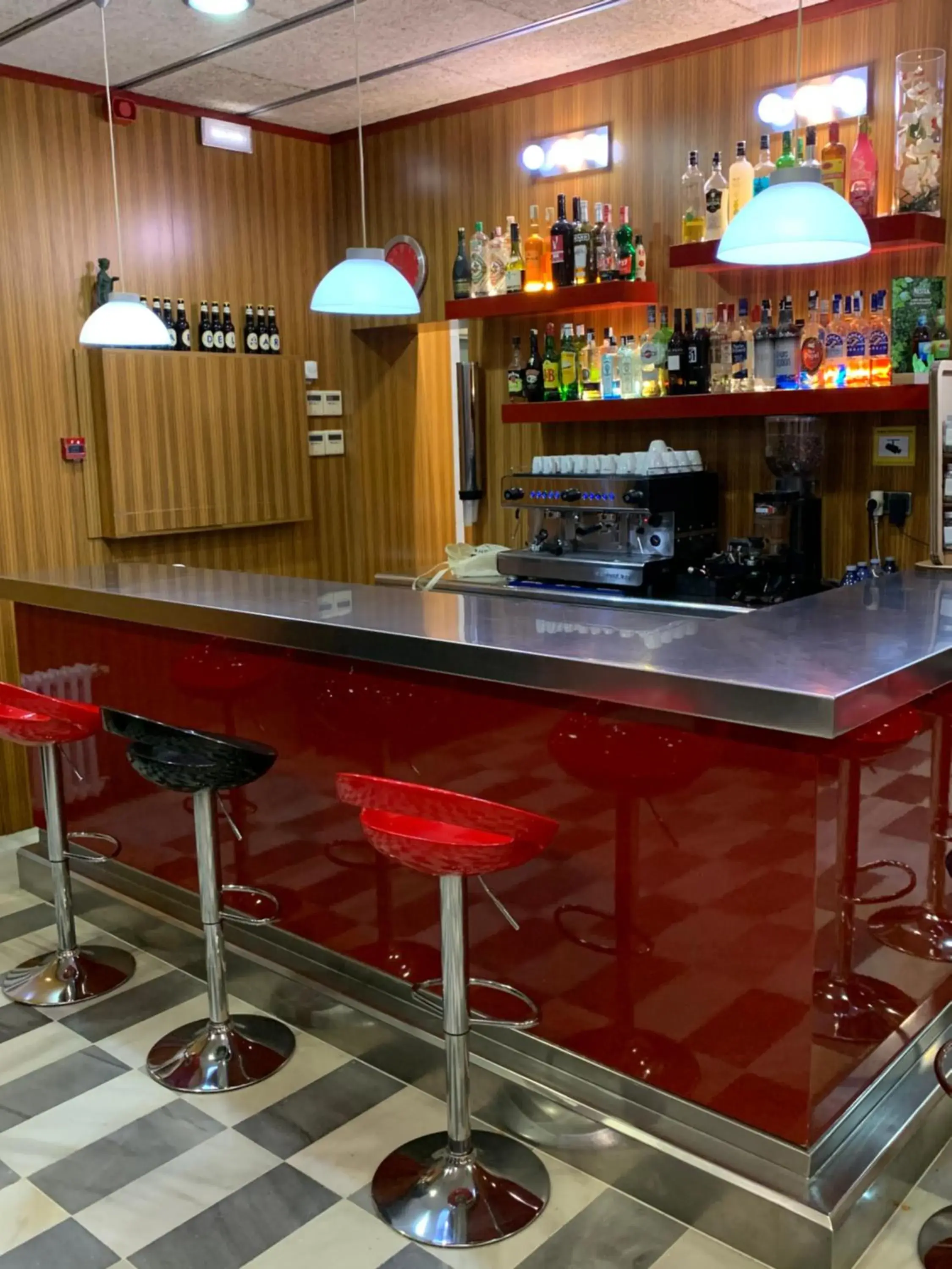 Lounge or bar in Hotel Spa Pinar del Mar Lounge or bar in Hotel Spa Pinar del Mar