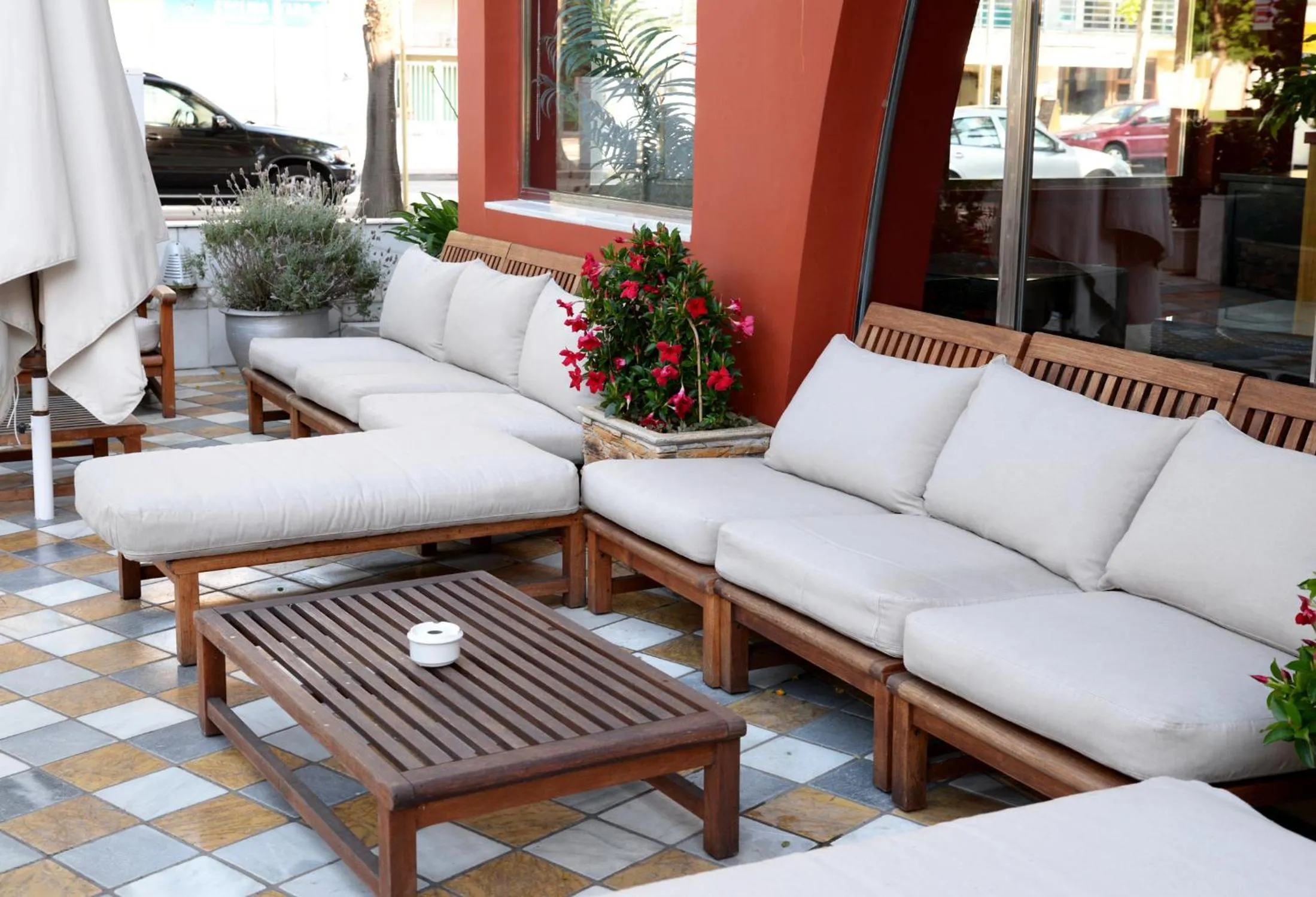 Lounge or bar in Hotel Spa Pinar del Mar
