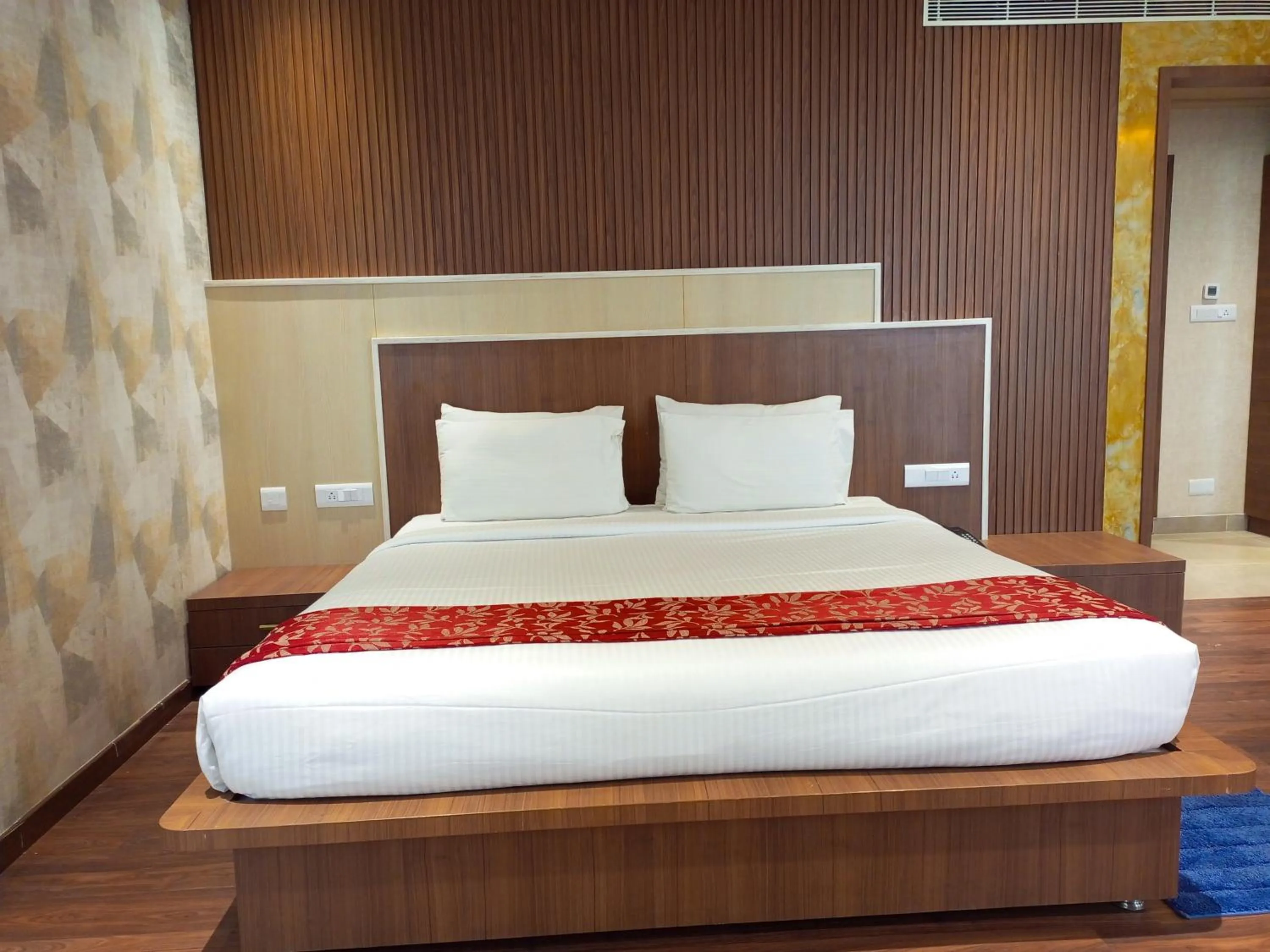 Bed in Anukulas Residency - Vellore