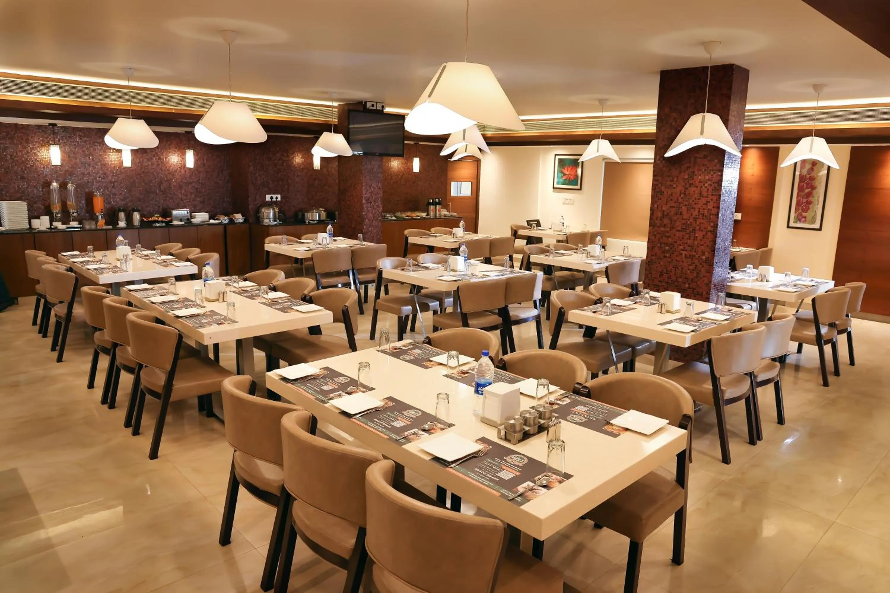 Restaurant/places to eat in Anukulas Residency - Vellore