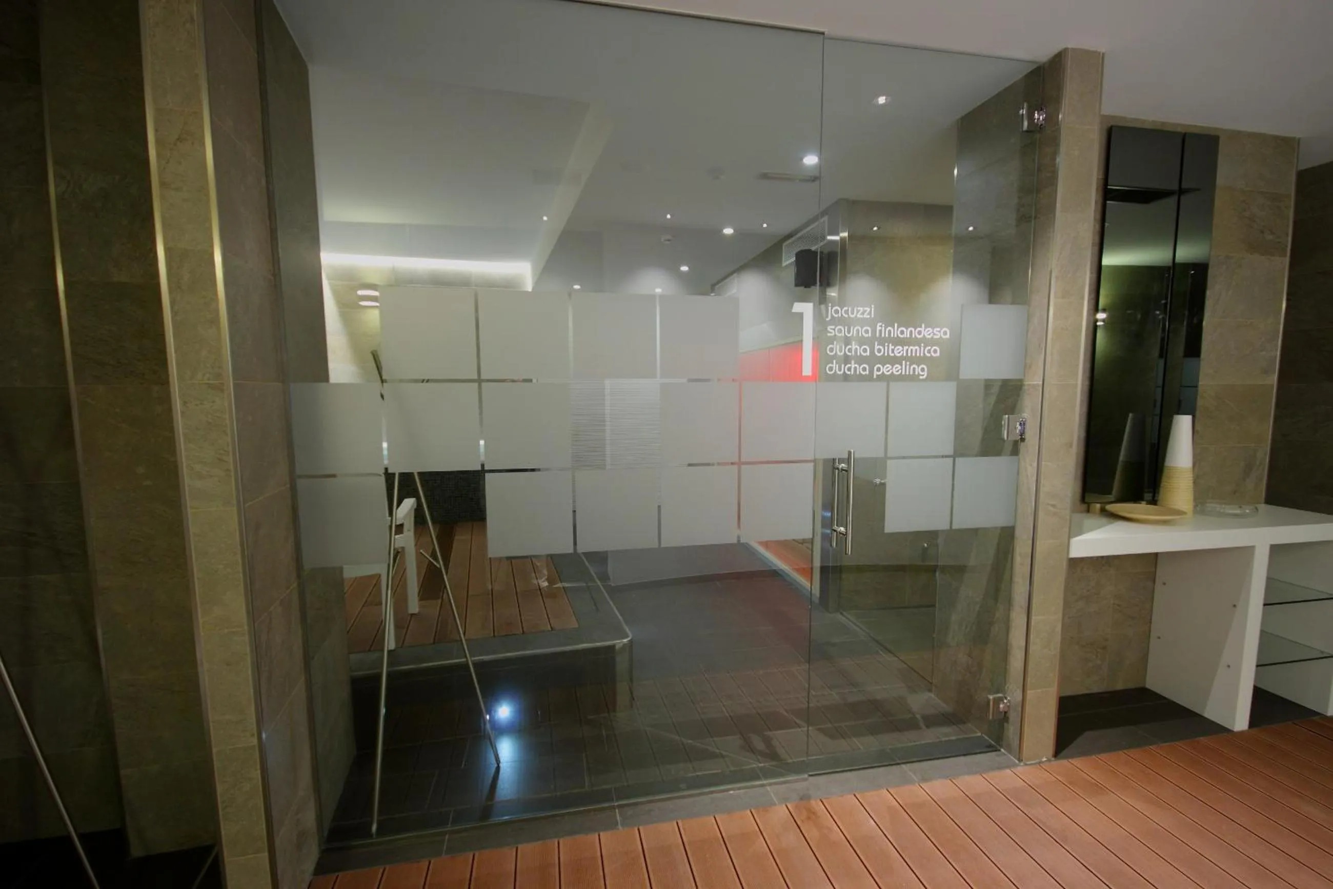 Spa and wellness centre/facilities in Hotel Spa Nanin Playa