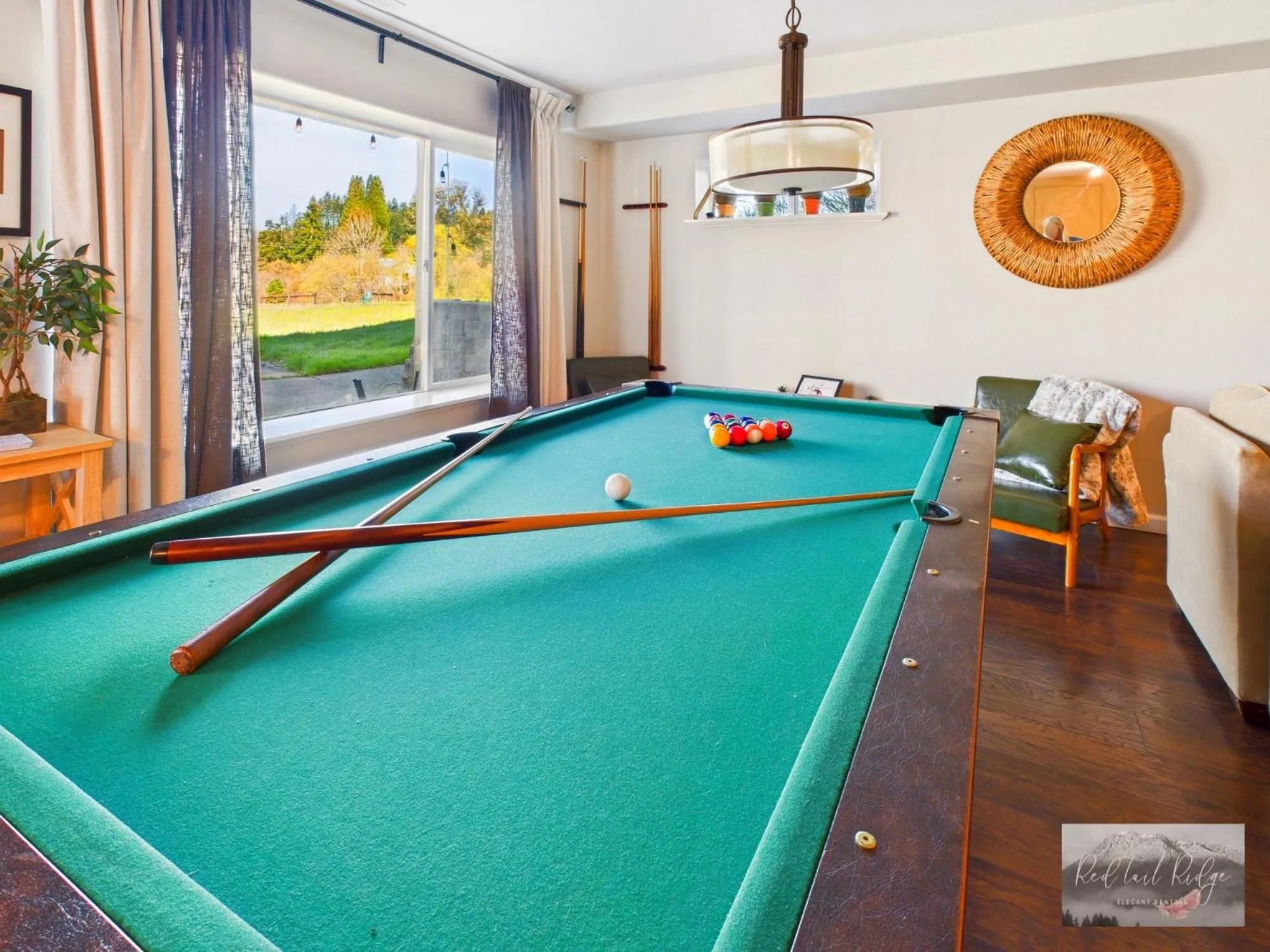 Billiard in Beautiful Country Apartment, AC, Pickleball, Billiards, Playground, Gardens