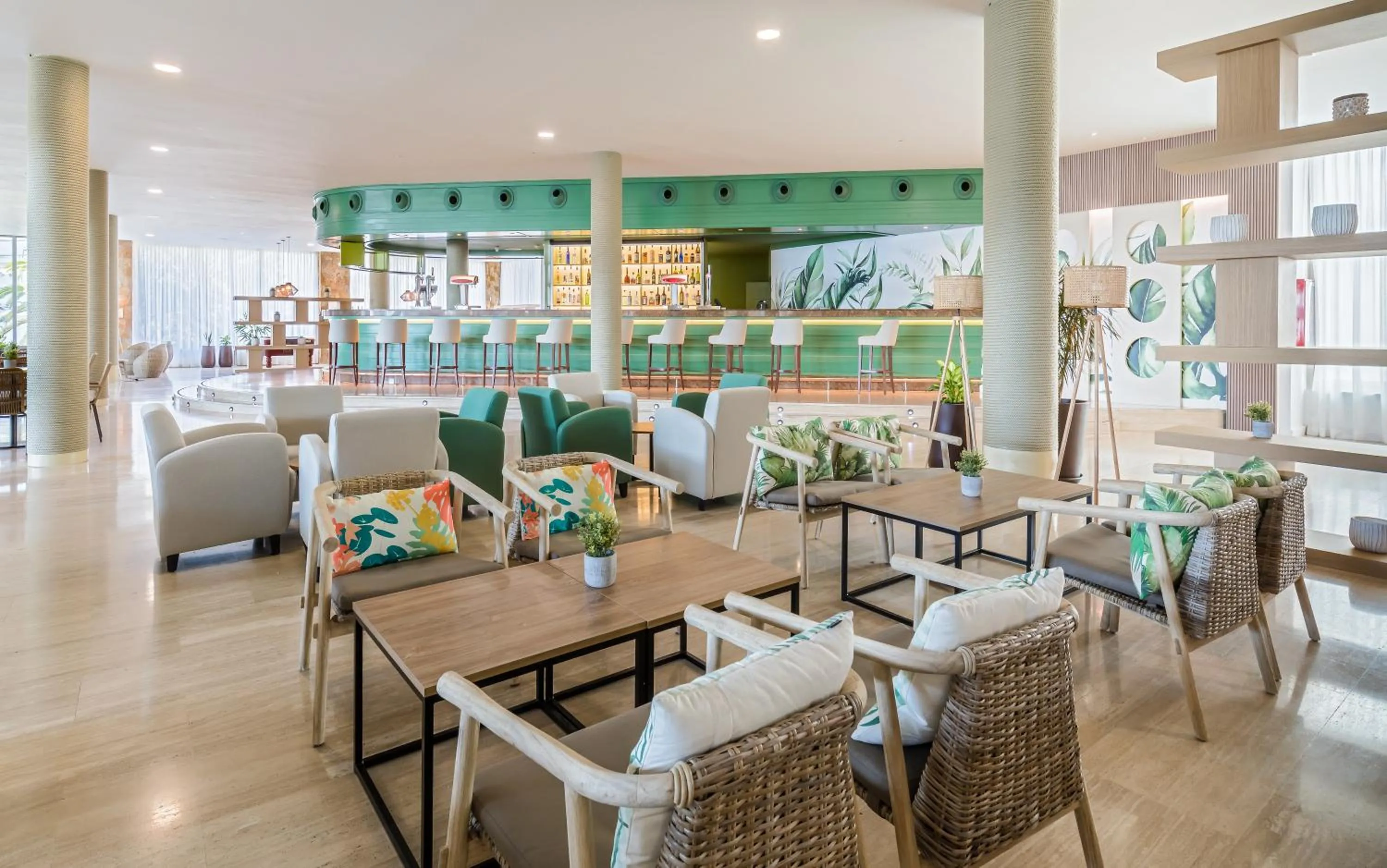 Lounge or bar in Barceló Fuerteventura Mar