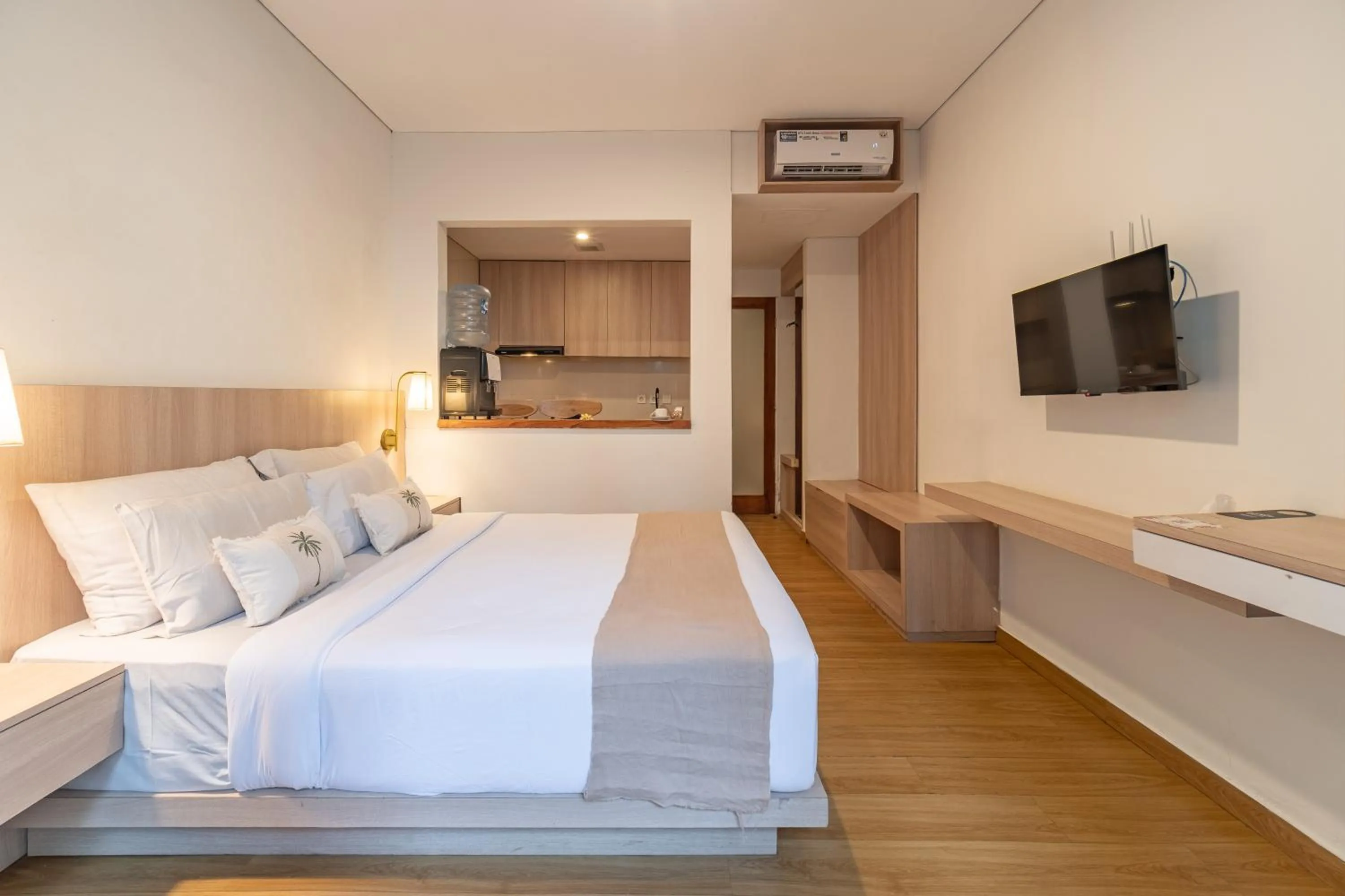 Bed in The Hita Apartement