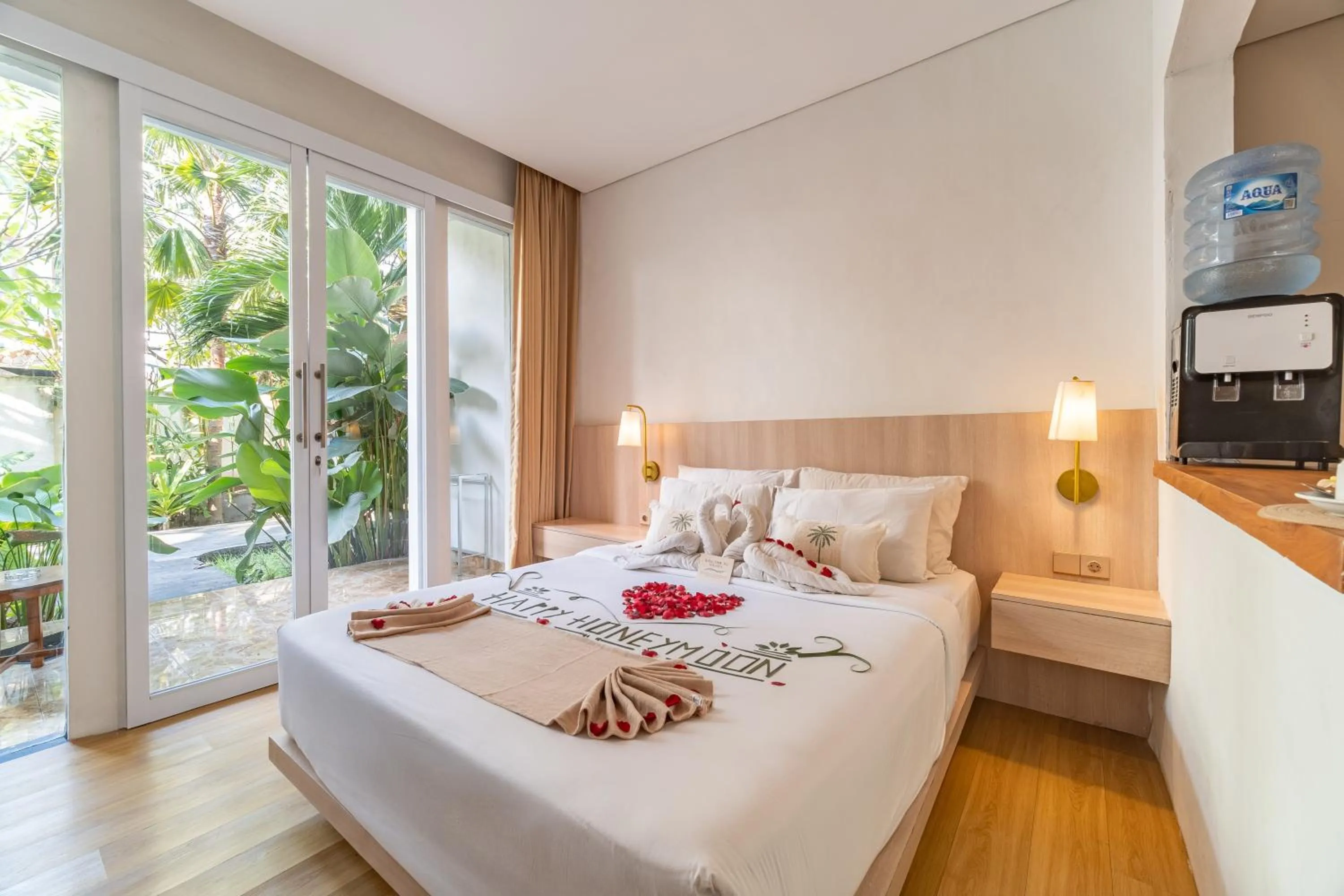 Bedroom, Bed in The Hita Apartement