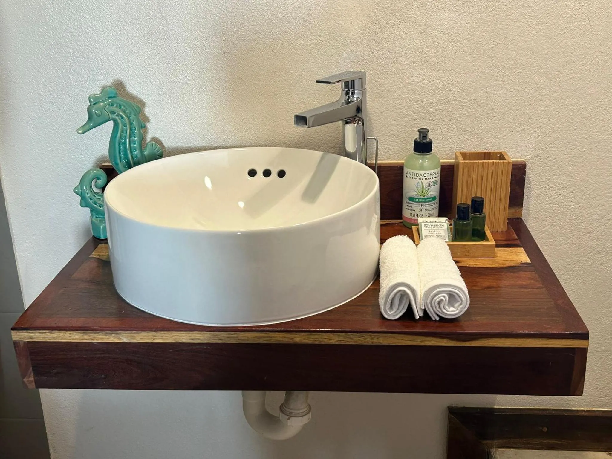 Bathroom in The Bounty