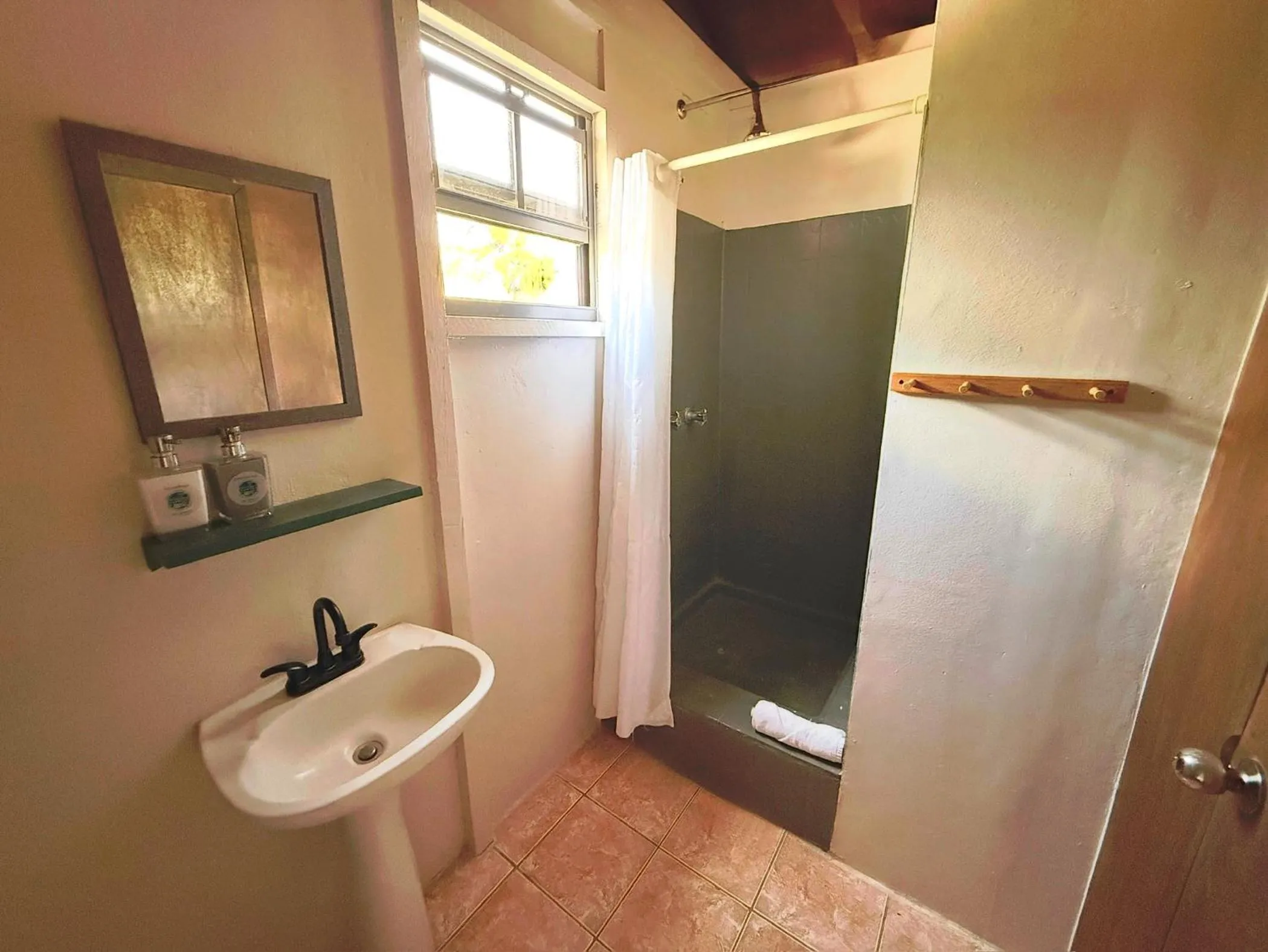 Bathroom in The Bounty