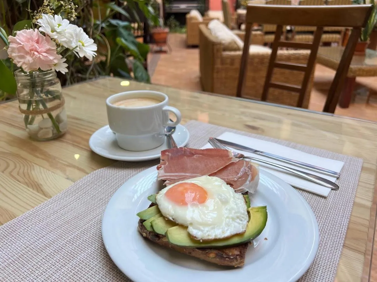 Breakfast in Hotel Pinomar