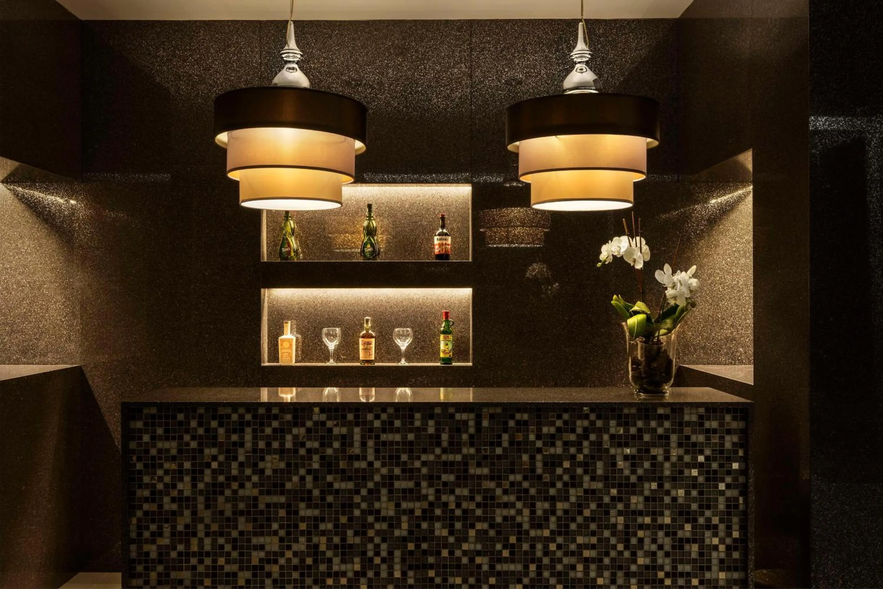 Lounge or bar in Barceló Illetas Albatros - Adults Only