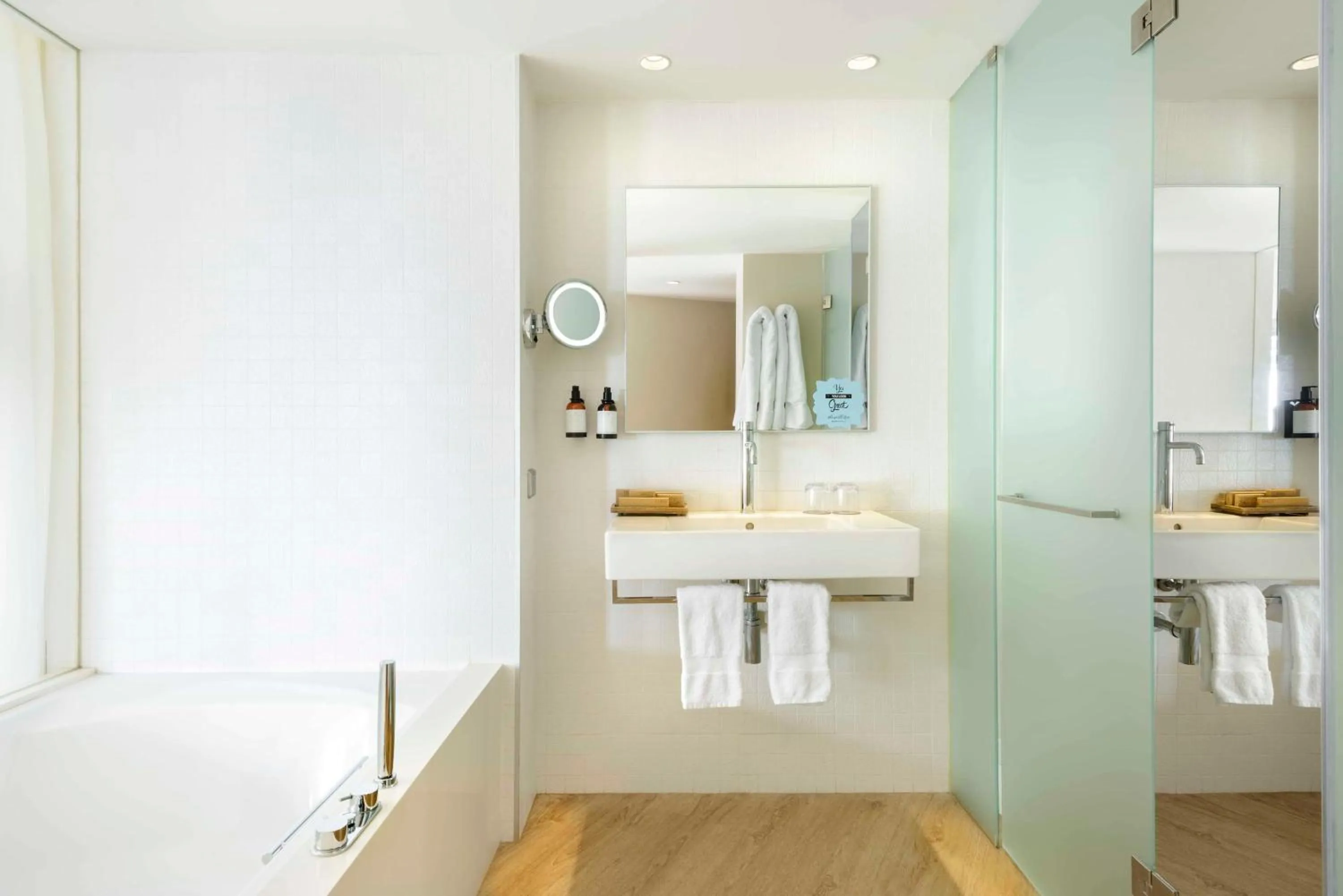 Bed in Barceló Illetas Albatros - Adults Only