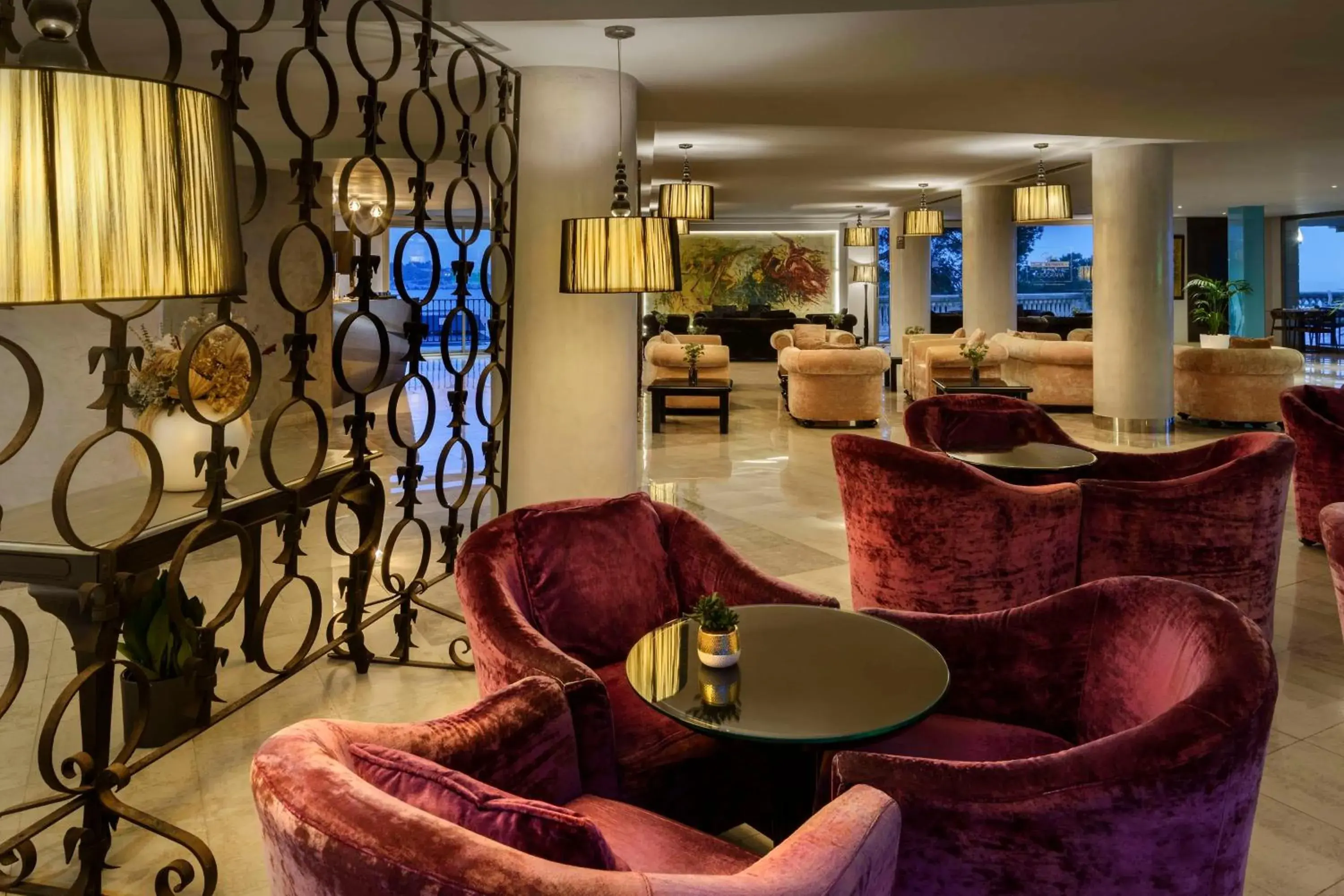 Lounge or bar in Barceló Illetas Albatros - Adults Only Lounge or bar in Barceló Illetas Albatros - Adults Only