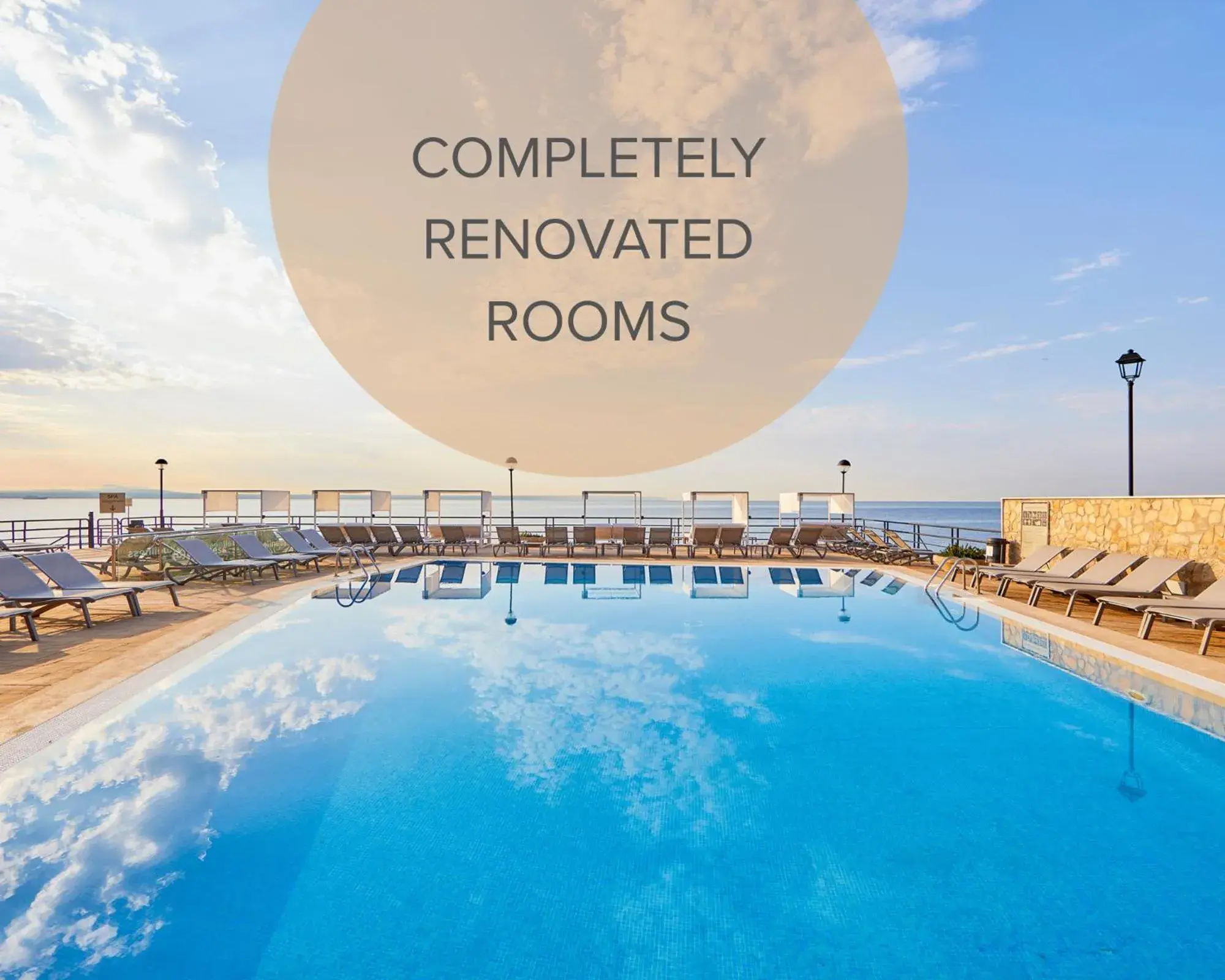 Pool view in Barceló Illetas Albatros - Adults Only Pool view in Barceló Illetas Albatros - Adults Only