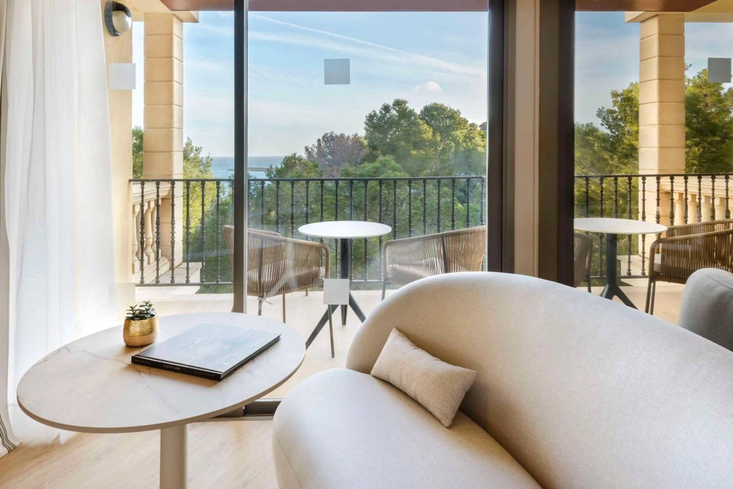 Bedroom in Barceló Illetas Albatros - Adults Only