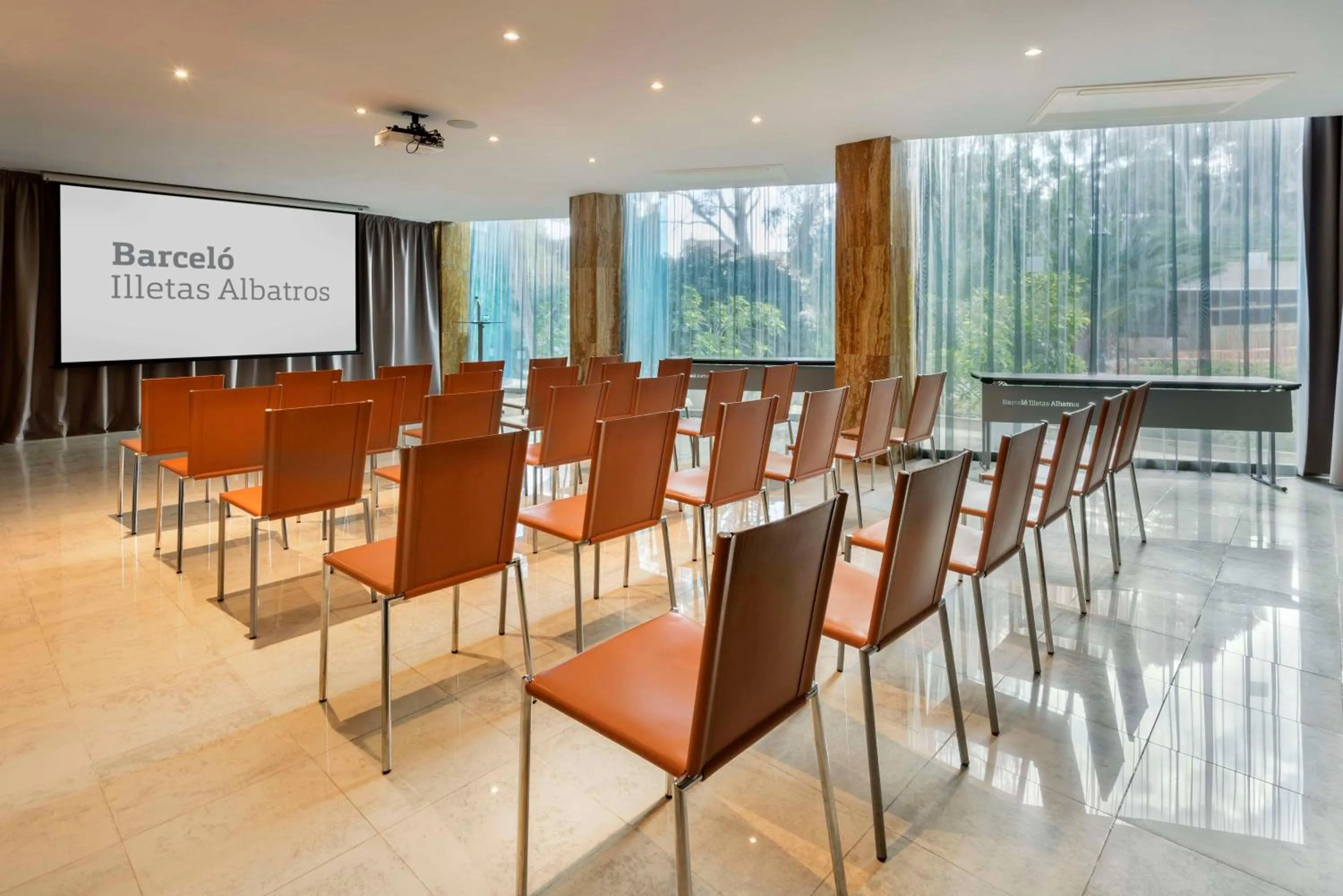 Meeting/conference room in Barceló Illetas Albatros - Adults Only
