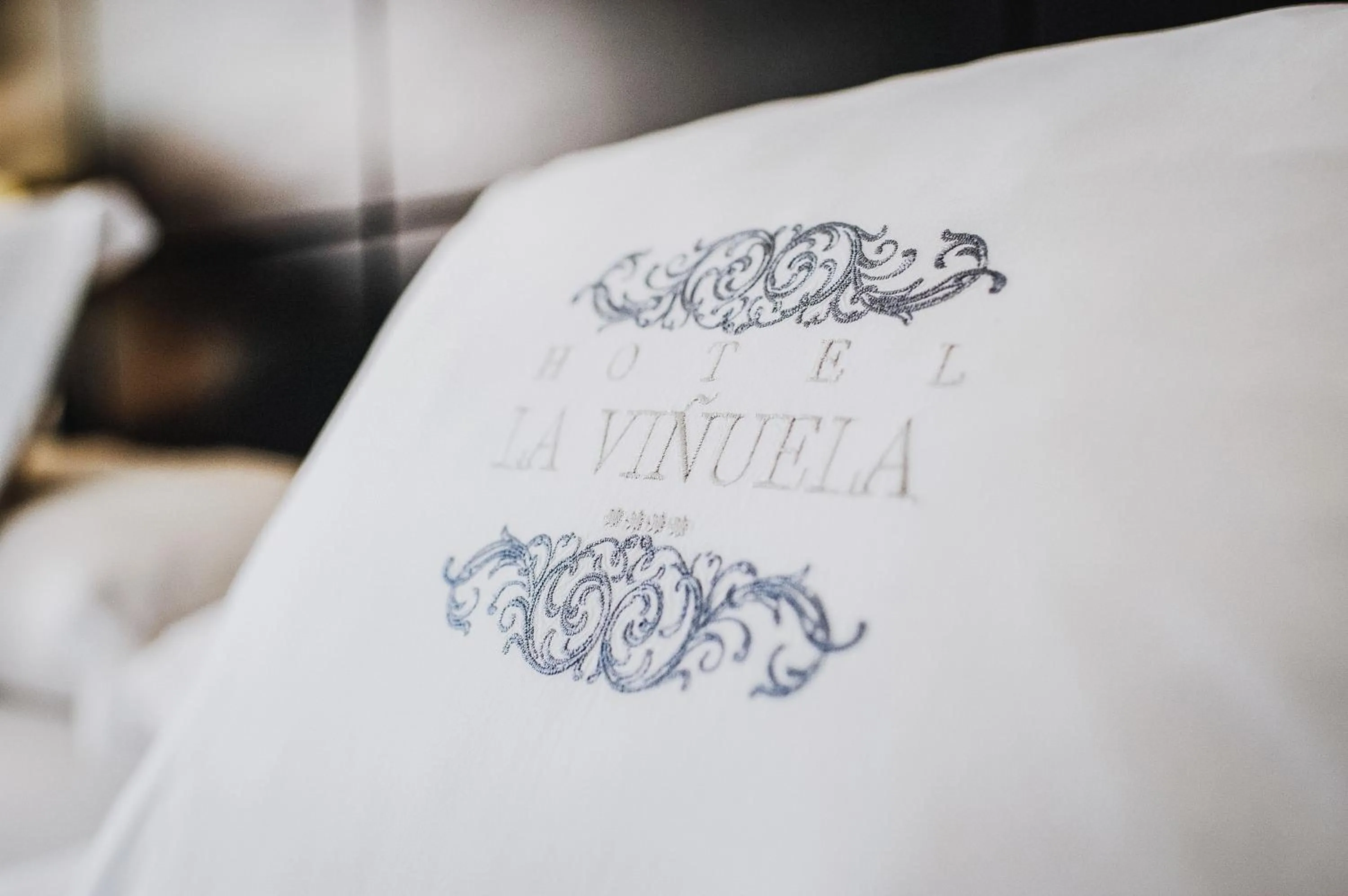 Bed in B bou Hotel La Viñuela & Spa