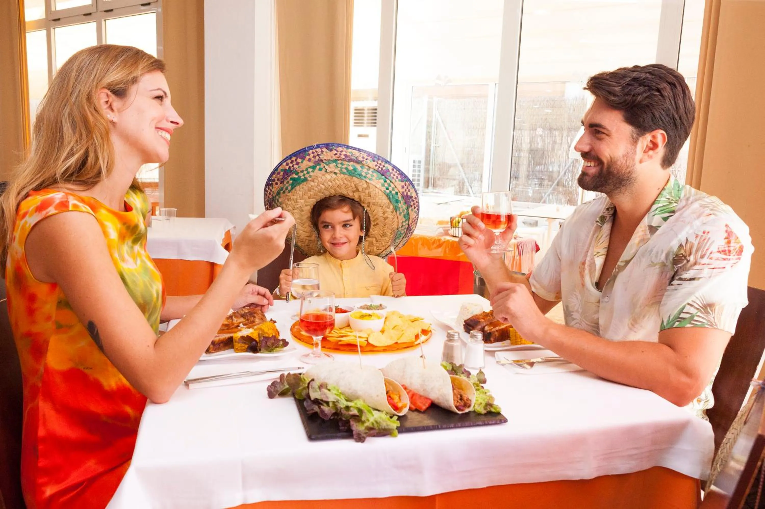 Restaurant/places to eat in Hotel & SPA Dynastic