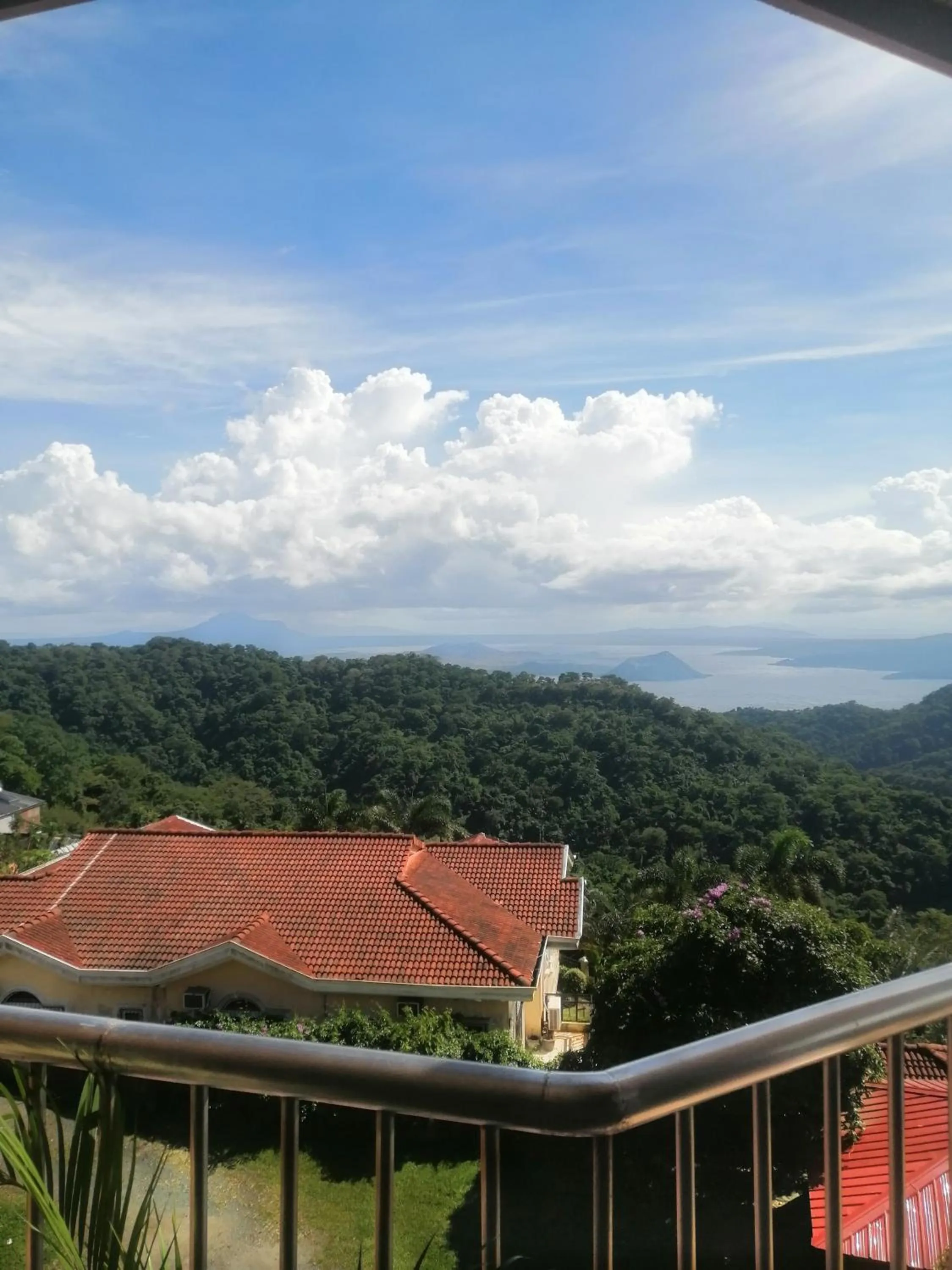 Sang Yoo Mountain View Tagaytay Staycation - Over Looking Of Taal Volcano