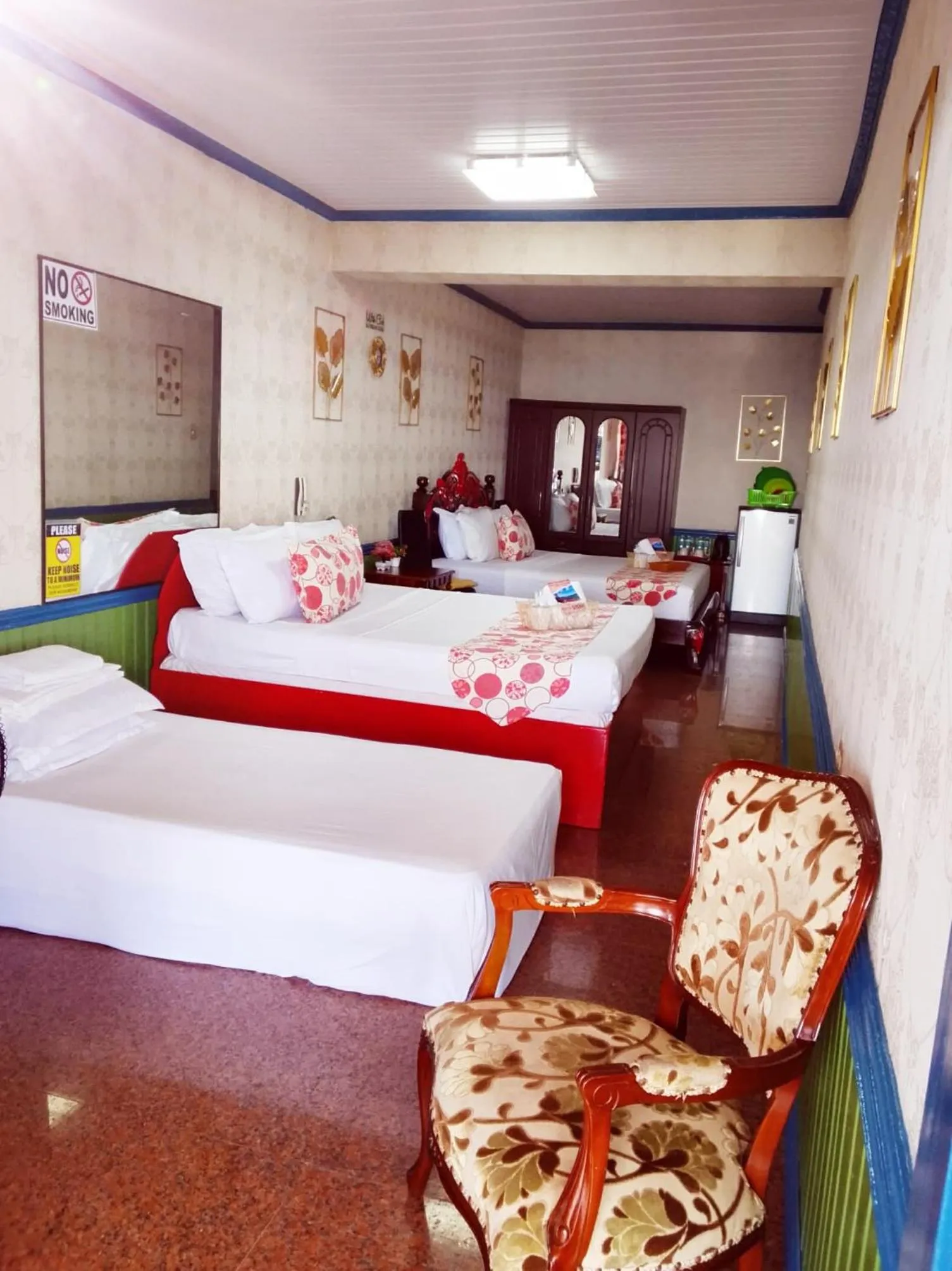 Bed in Sang Yoo Mountain View Tagaytay Staycation - Over Looking Of Taal Volcano