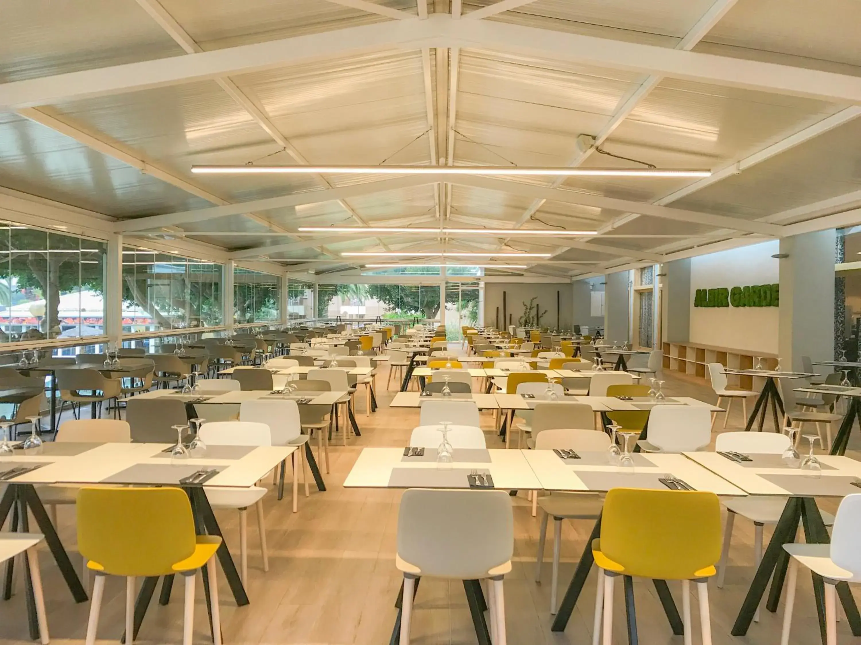 Restaurant/places to eat in Albir Garden Resort Restaurant/places to eat in Albir Garden Resort