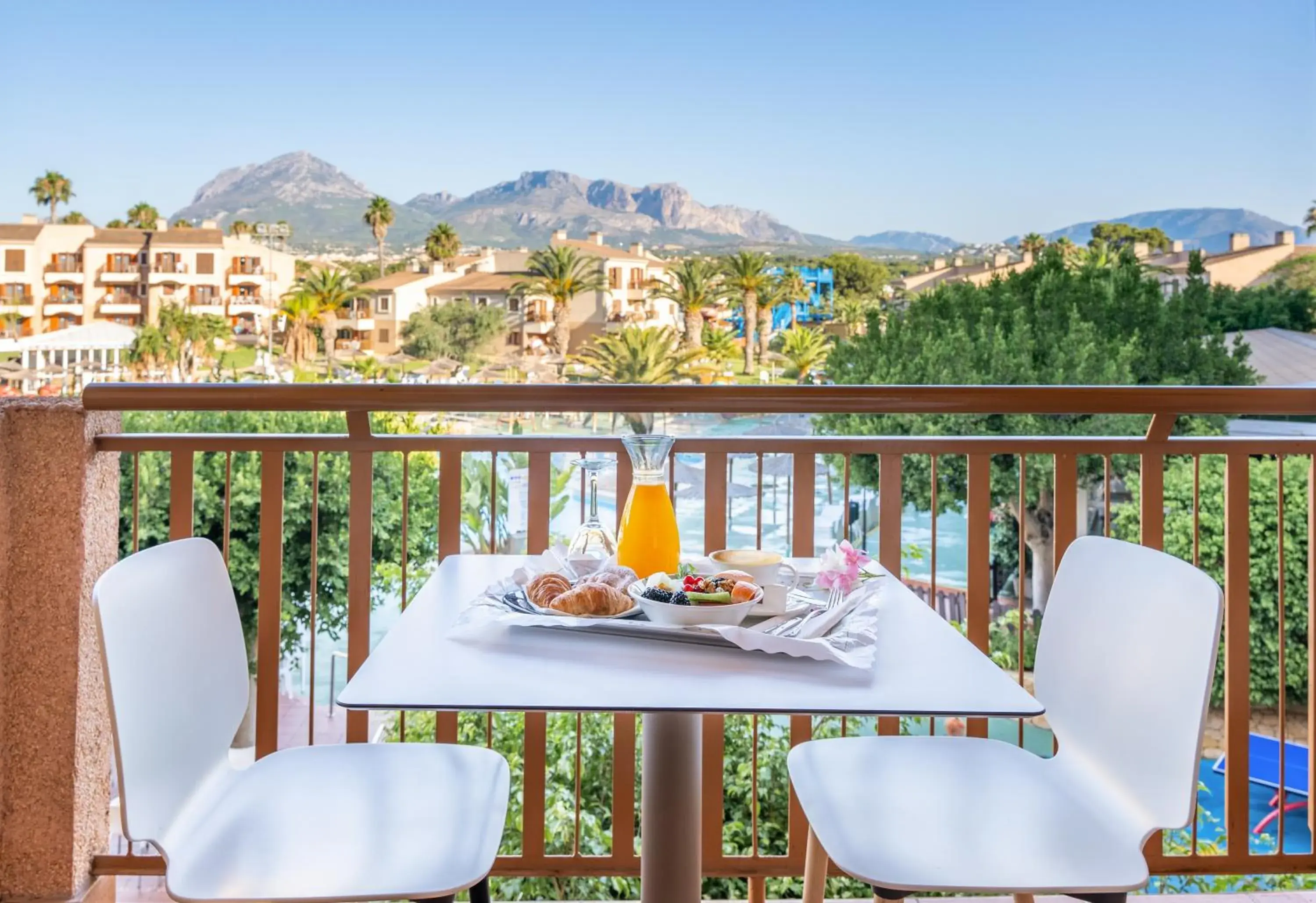 Property building in Albir Garden Resort Property building in Albir Garden Resort