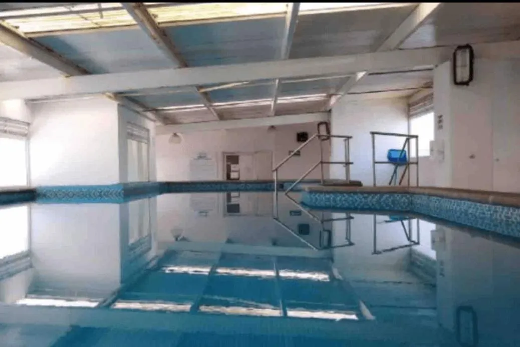 Swimming pool in Anahuac Apartments by VH