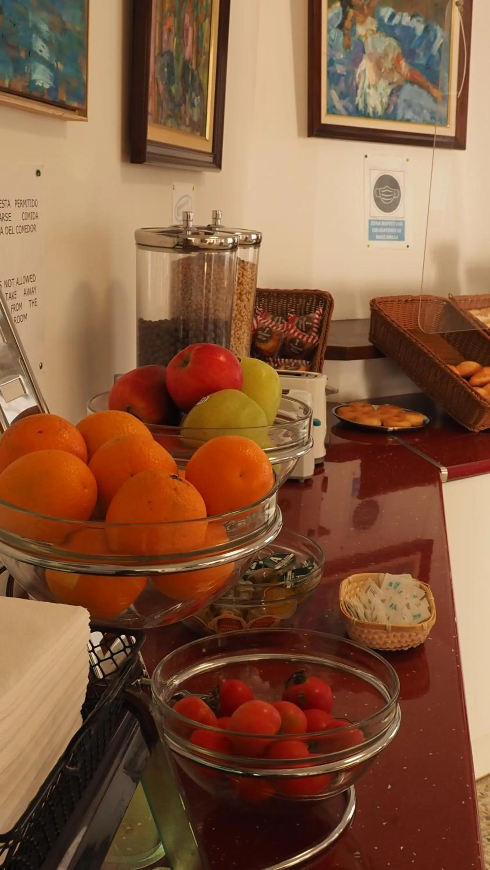 Breakfast in Hotel Montserrat