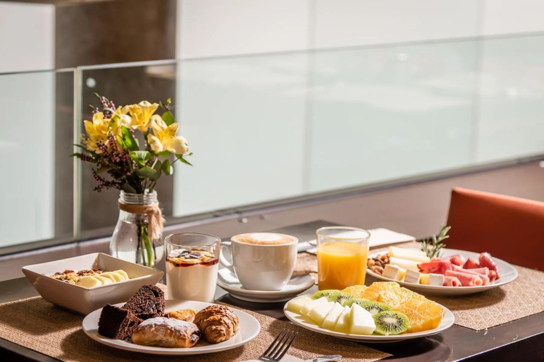 Buffet breakfast in Hotel Madanis