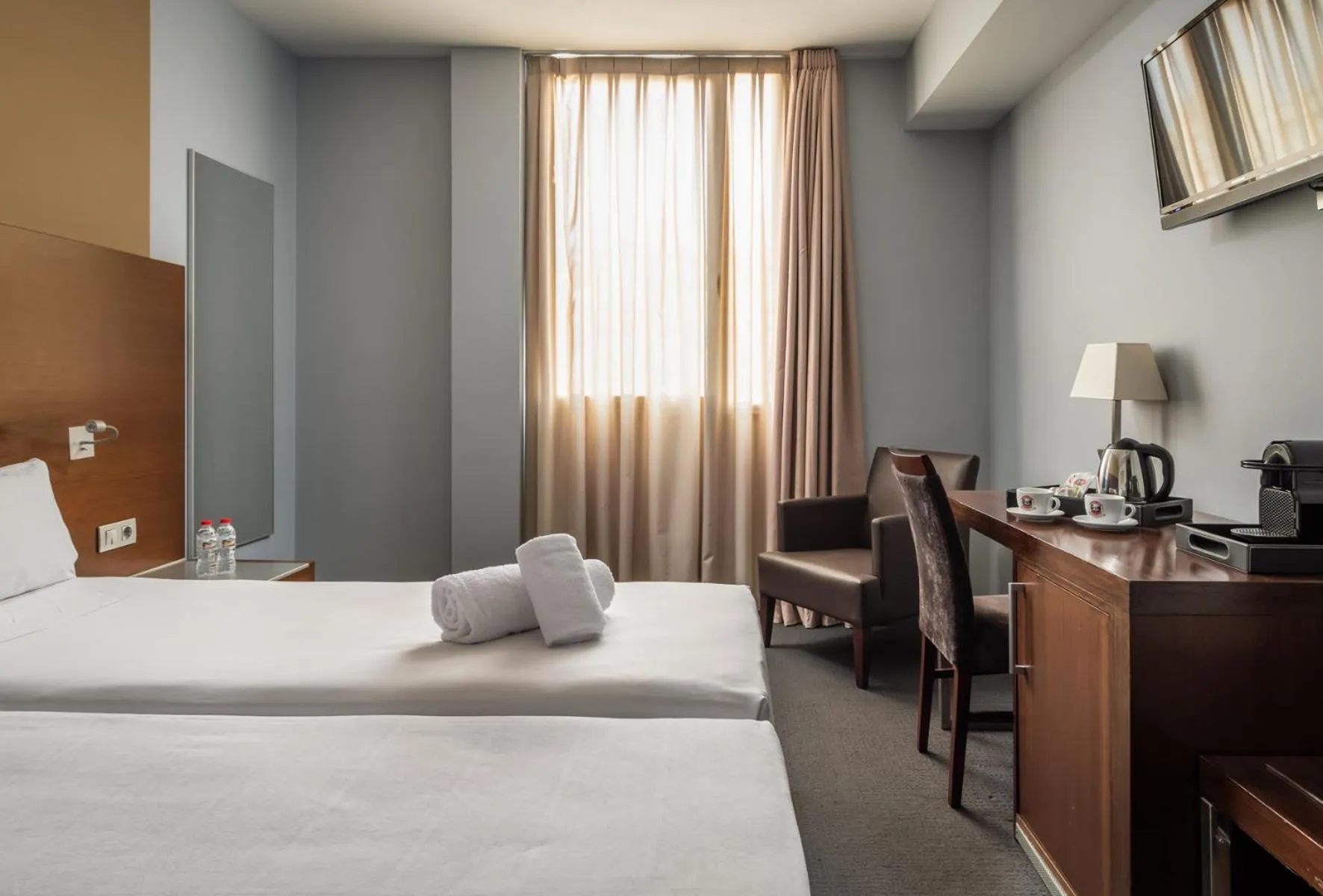 Photo of the whole room, Bed in Hotel Madanis