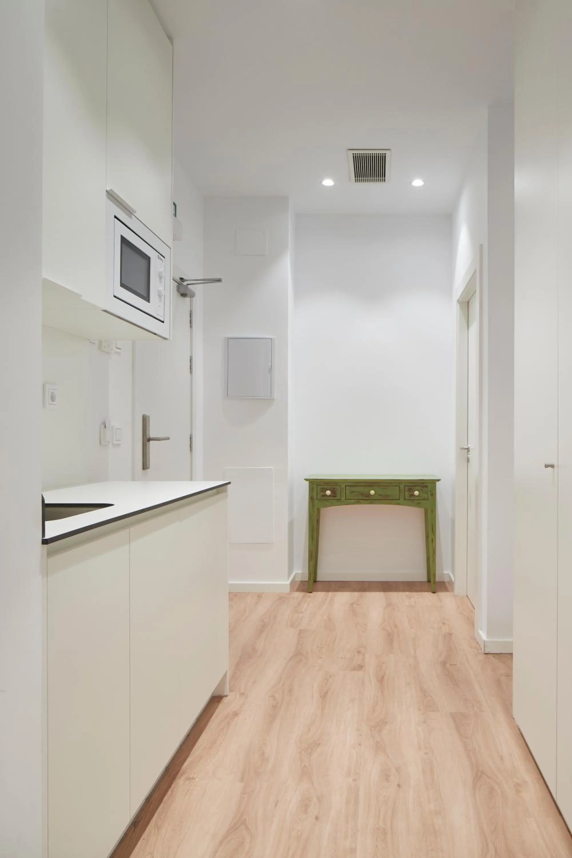 Kitchen or kitchenette in Hotel Iriguibel Huarte Pamplona