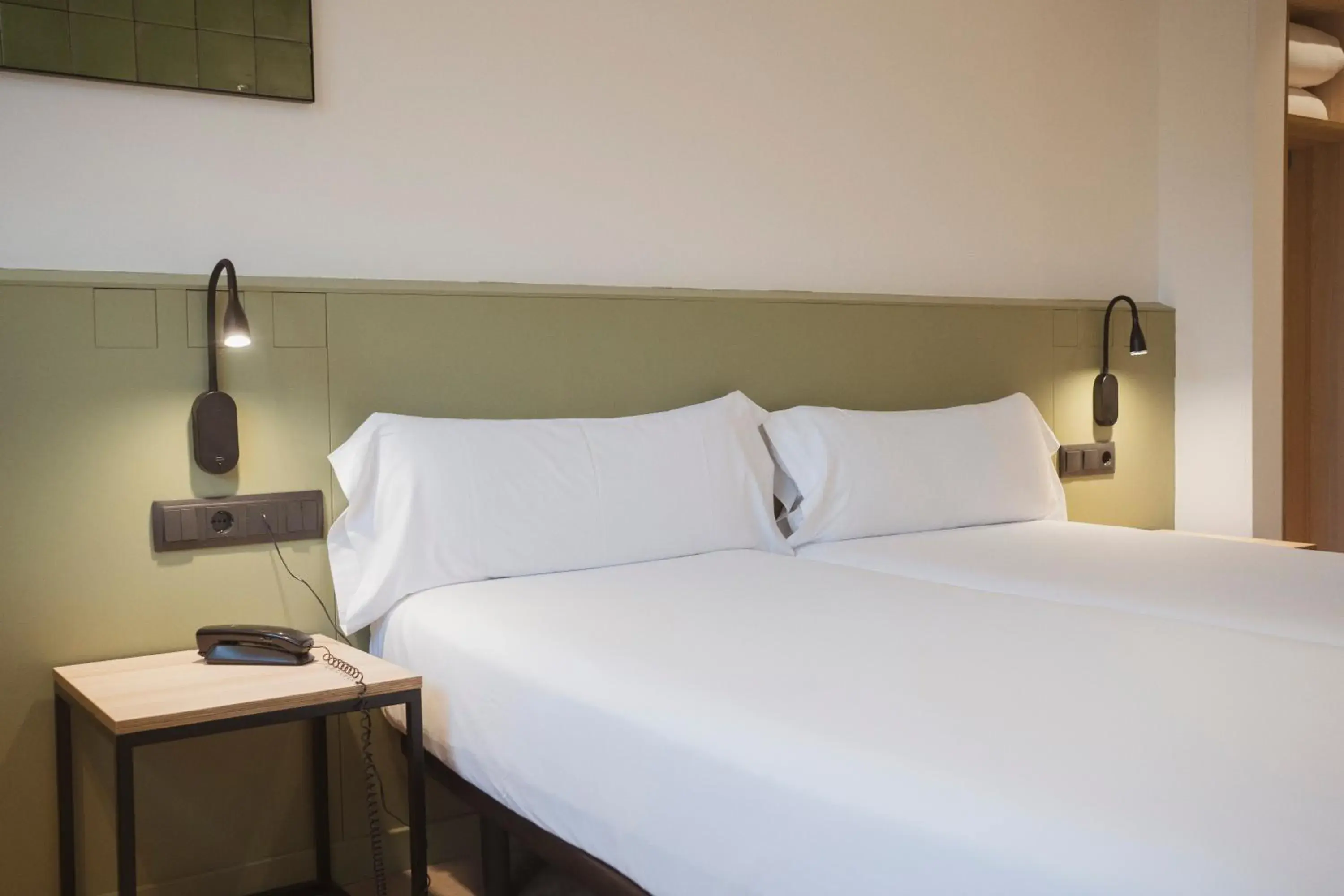 Bed in Hotel Sant Pau Bed in Hotel Sant Pau