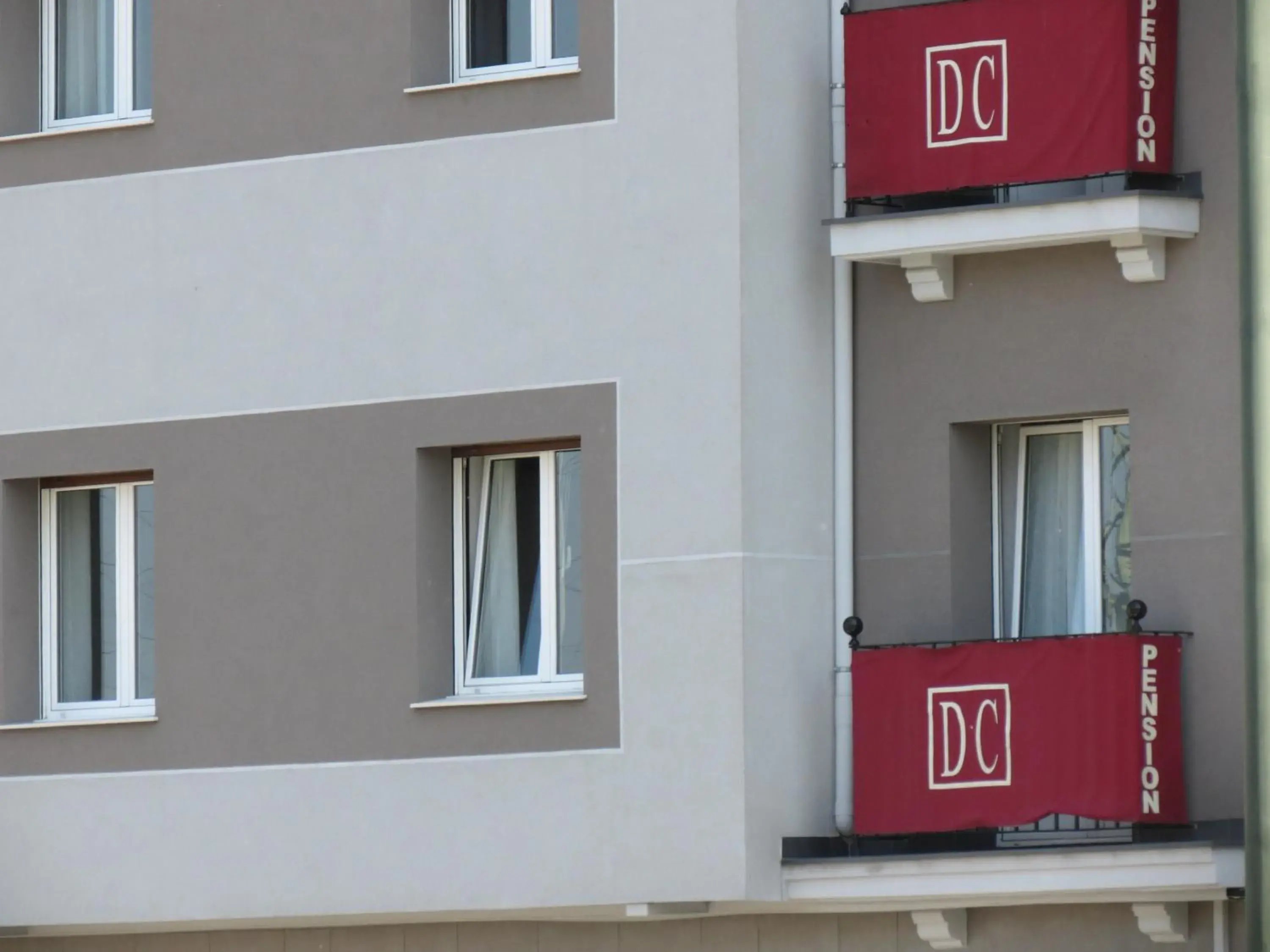 Facade/entrance in Pensión Don Claudio Facade/entrance in Pensión Don Claudio