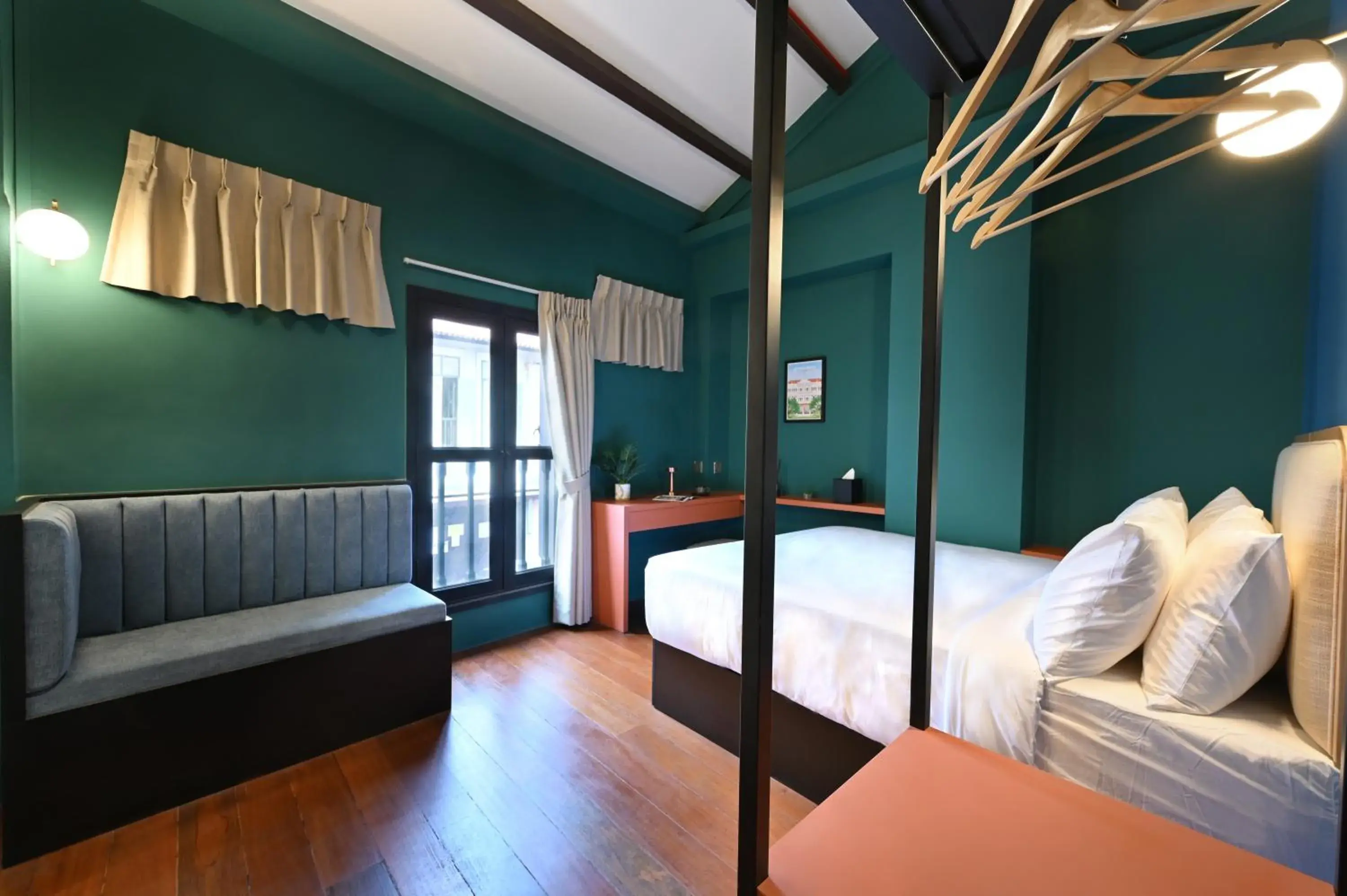 Bed in Dream Chaser Boutique Capsule Hotel Bed in Dream Chaser Boutique Capsule Hotel