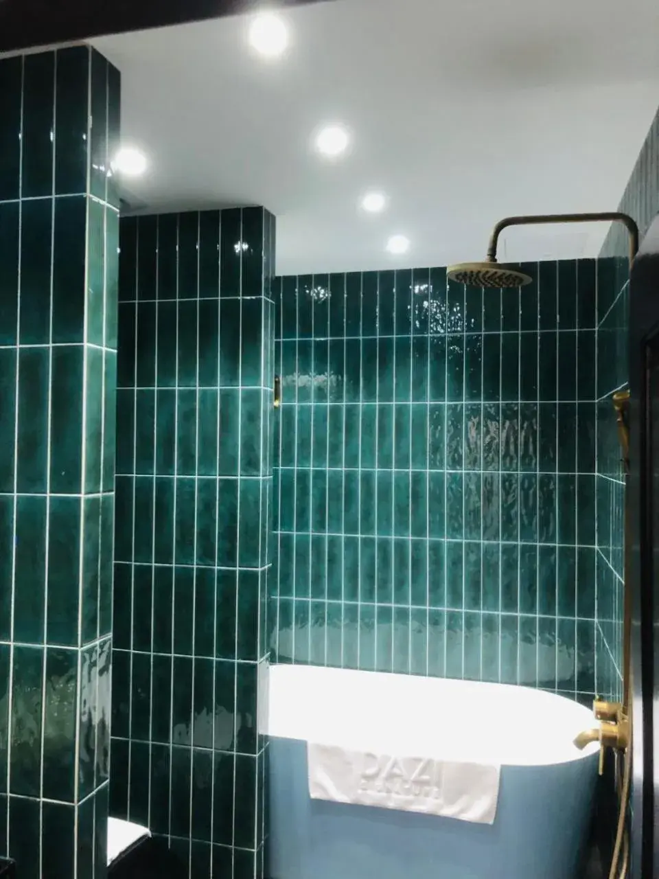 Hot Tub in Dazi Signature Hot Tub in Dazi Signature